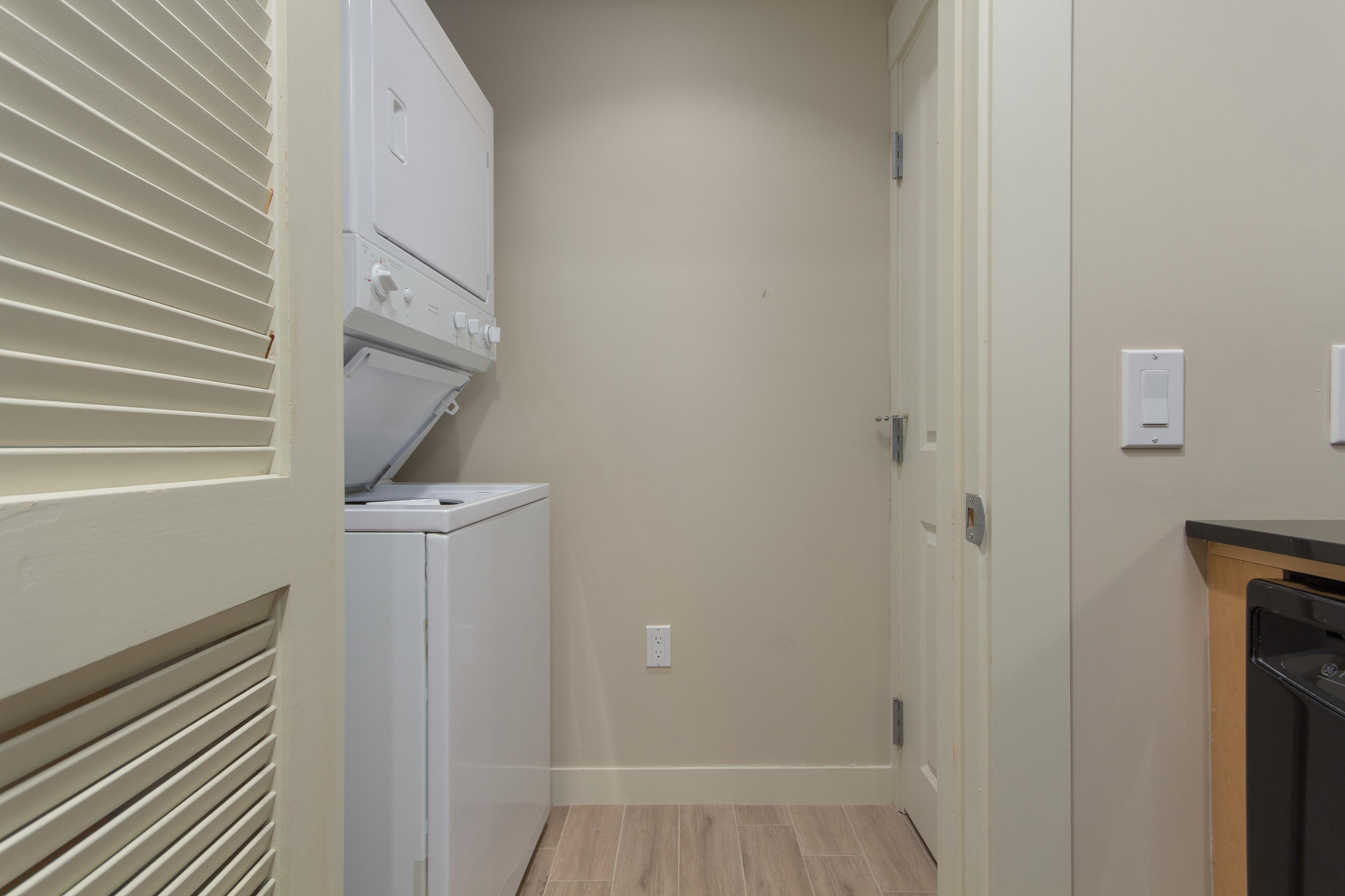 BAHIA CONDO - Residential