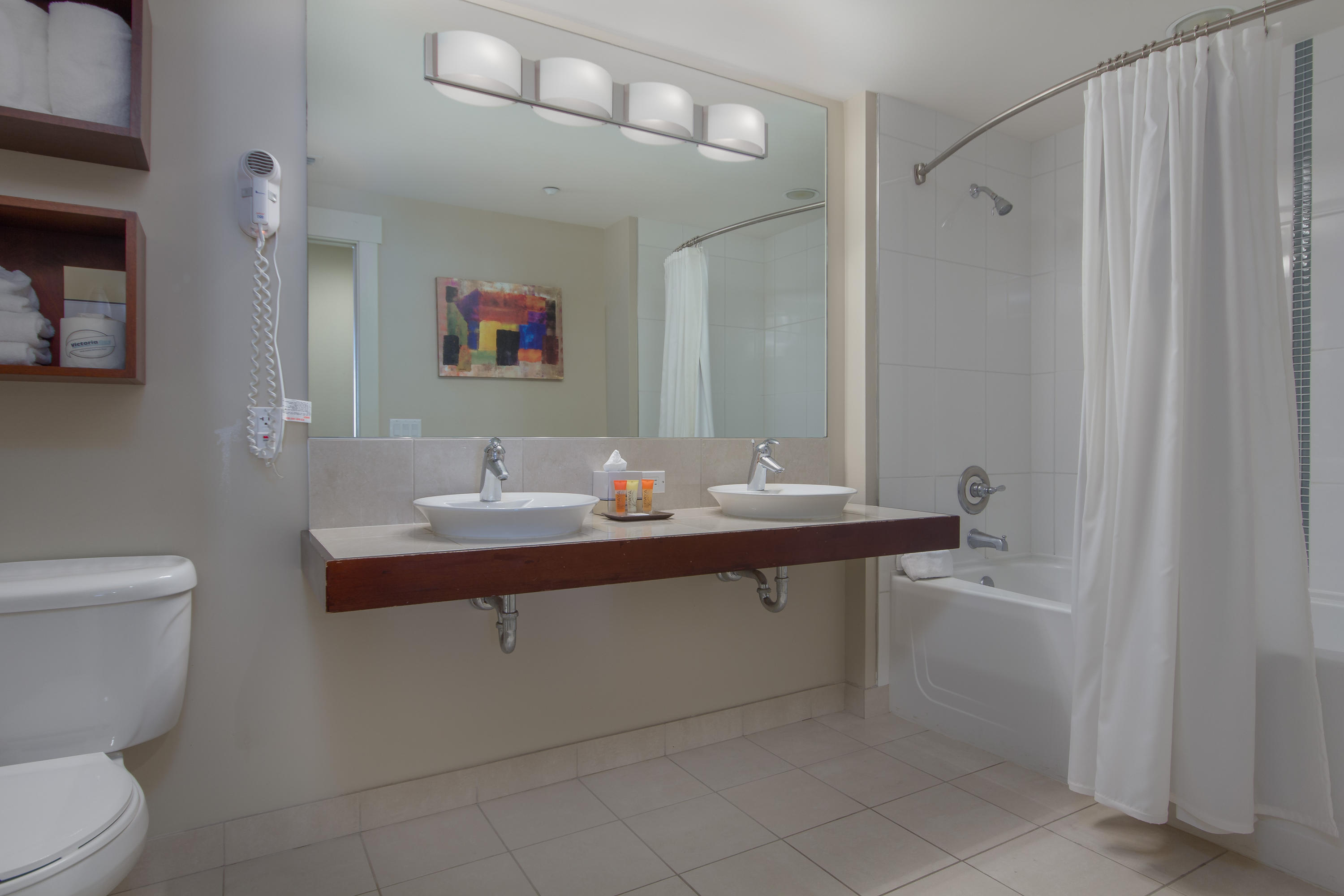 BAHIA CONDO - Residential