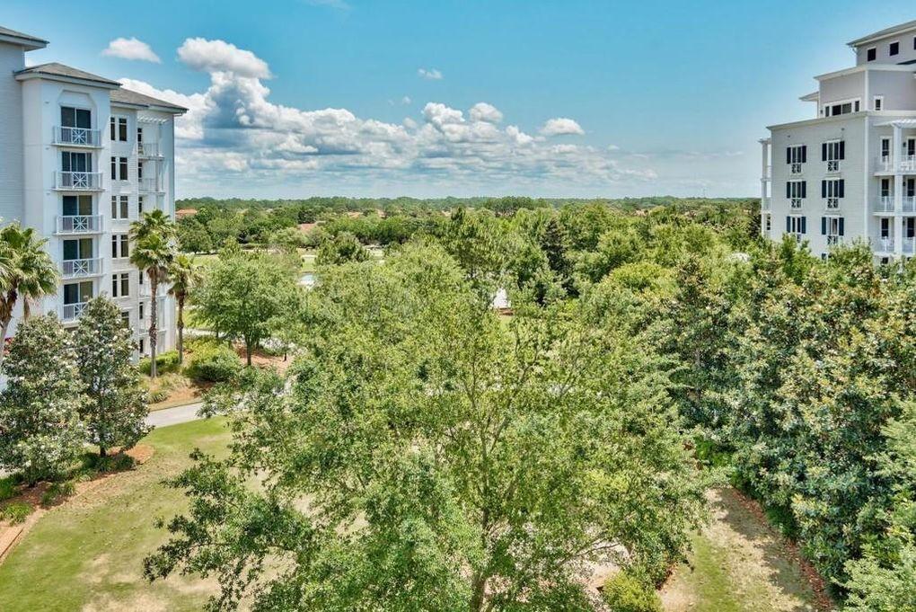 BAHIA CONDO - Residential