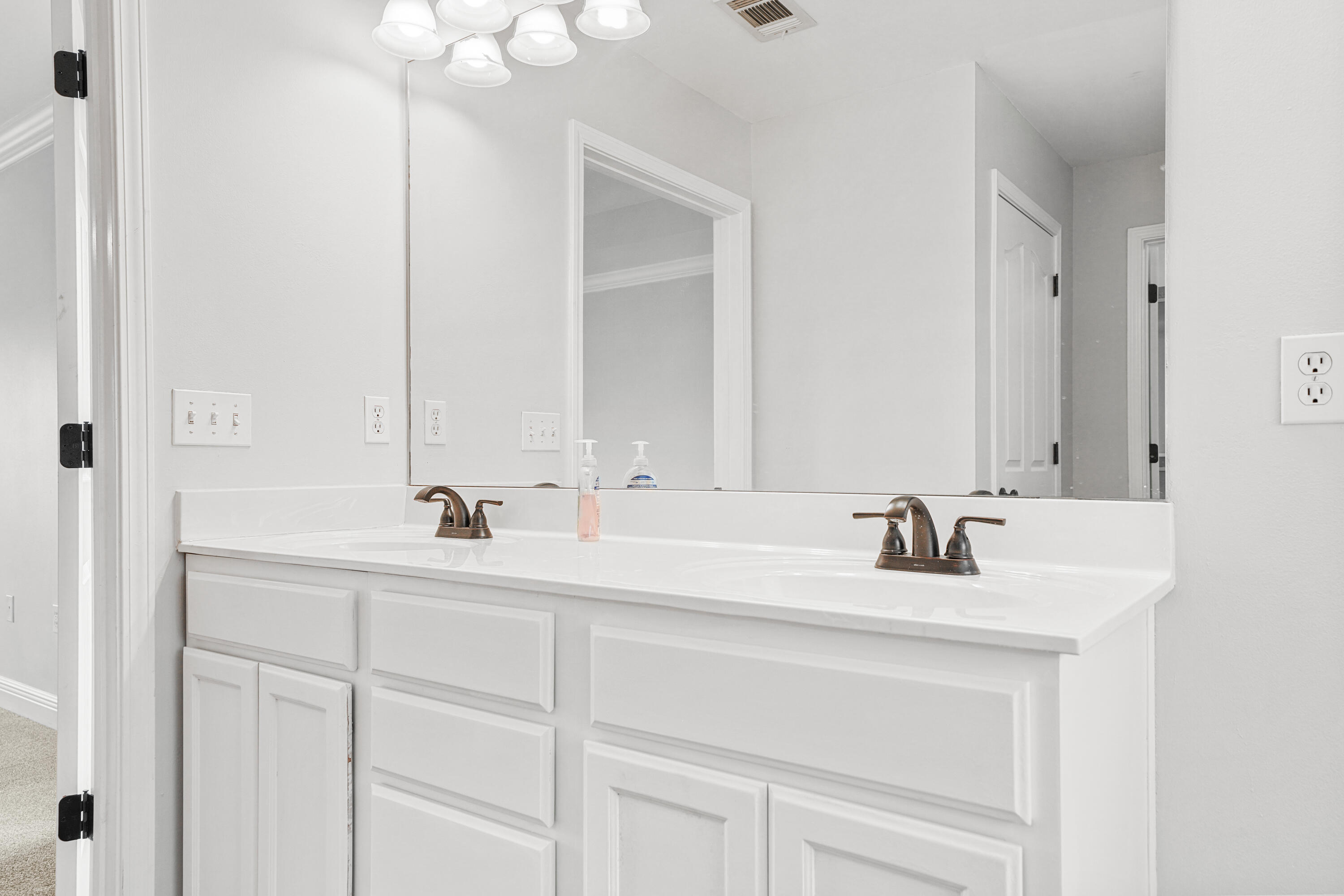 SANDY RIDGE ESTATES - Residential Lease