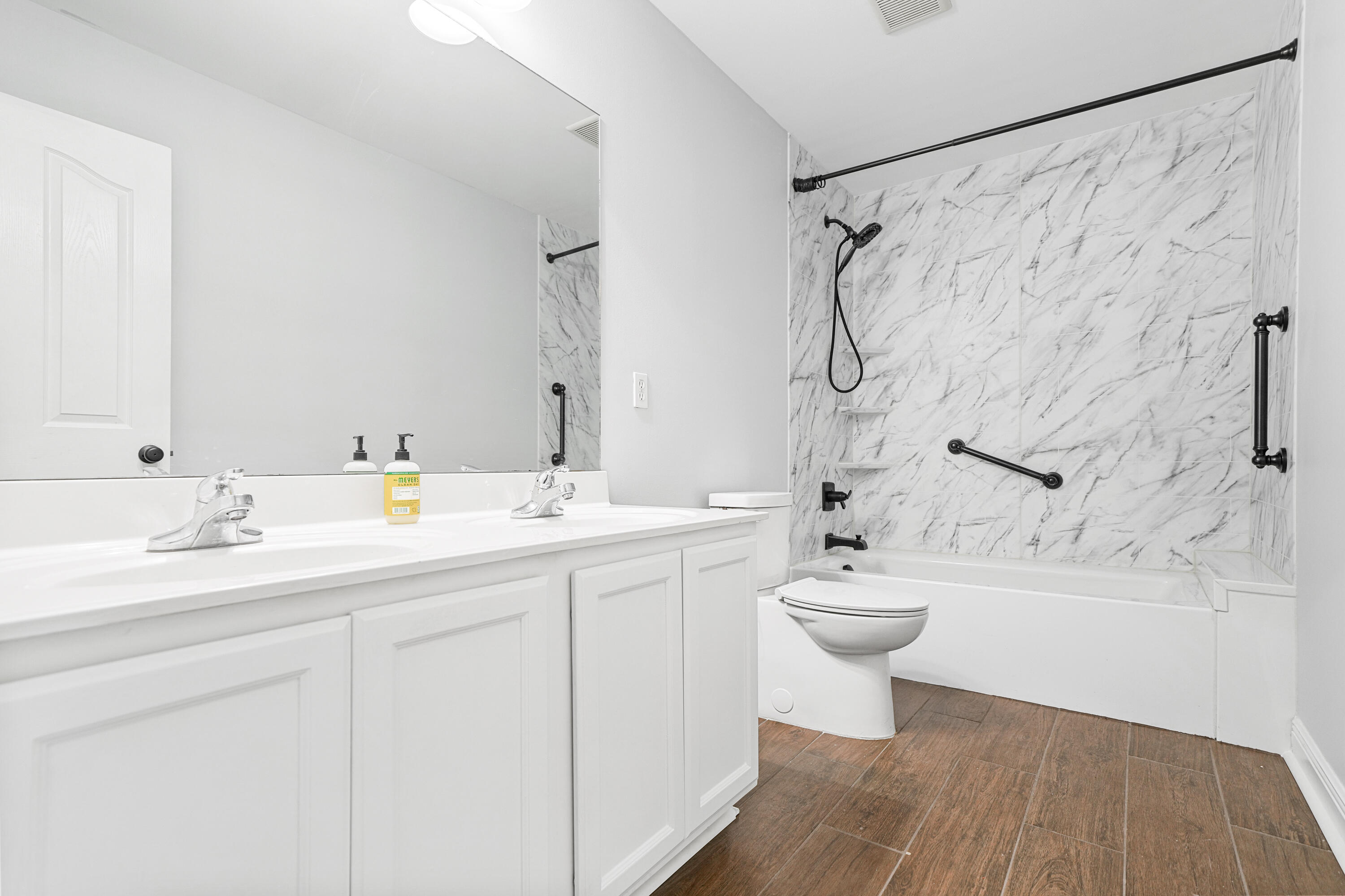 SANDY RIDGE ESTATES - Residential Lease