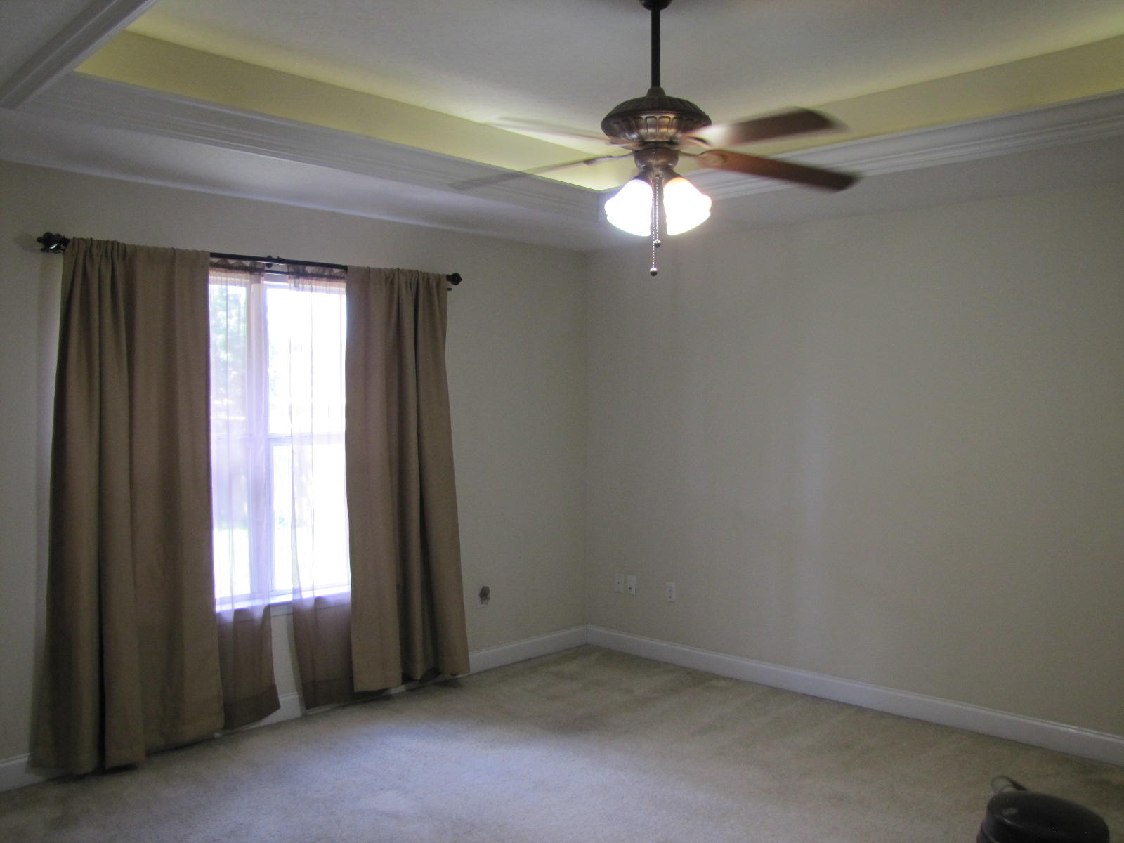 TRAILWOOD ESTATES - Residential Lease