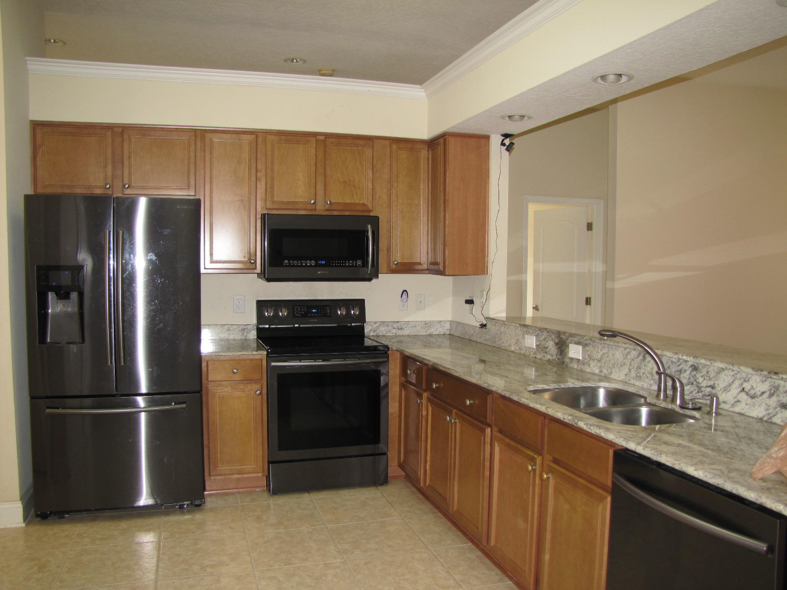 TRAILWOOD ESTATES - Residential Lease