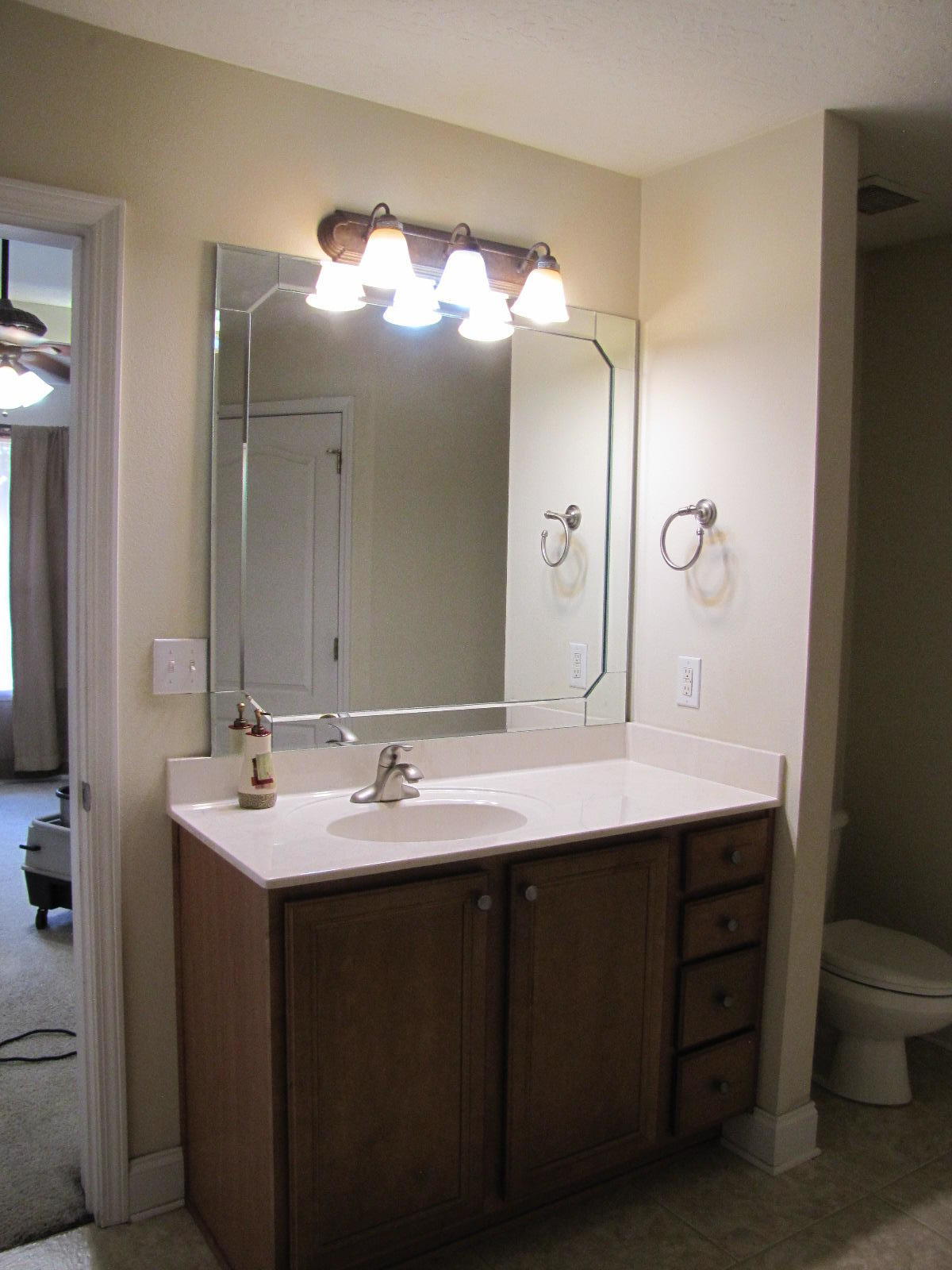 TRAILWOOD ESTATES - Residential Lease