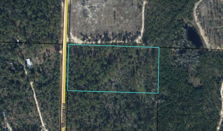 Five acres in the Florida foothills ready for you to make it your own!  Only 1 mile SE of Wausau and near Highway 77.