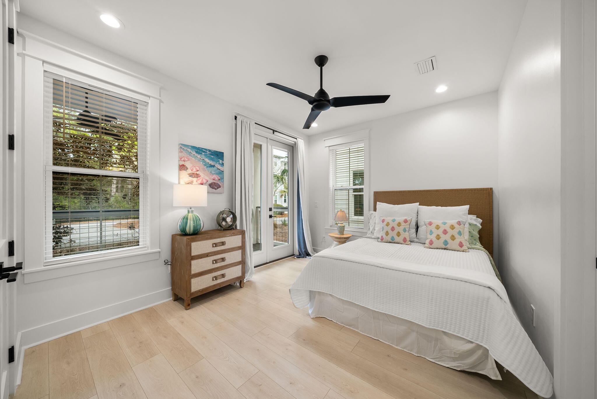 TREETOP VILLAGE - Residential