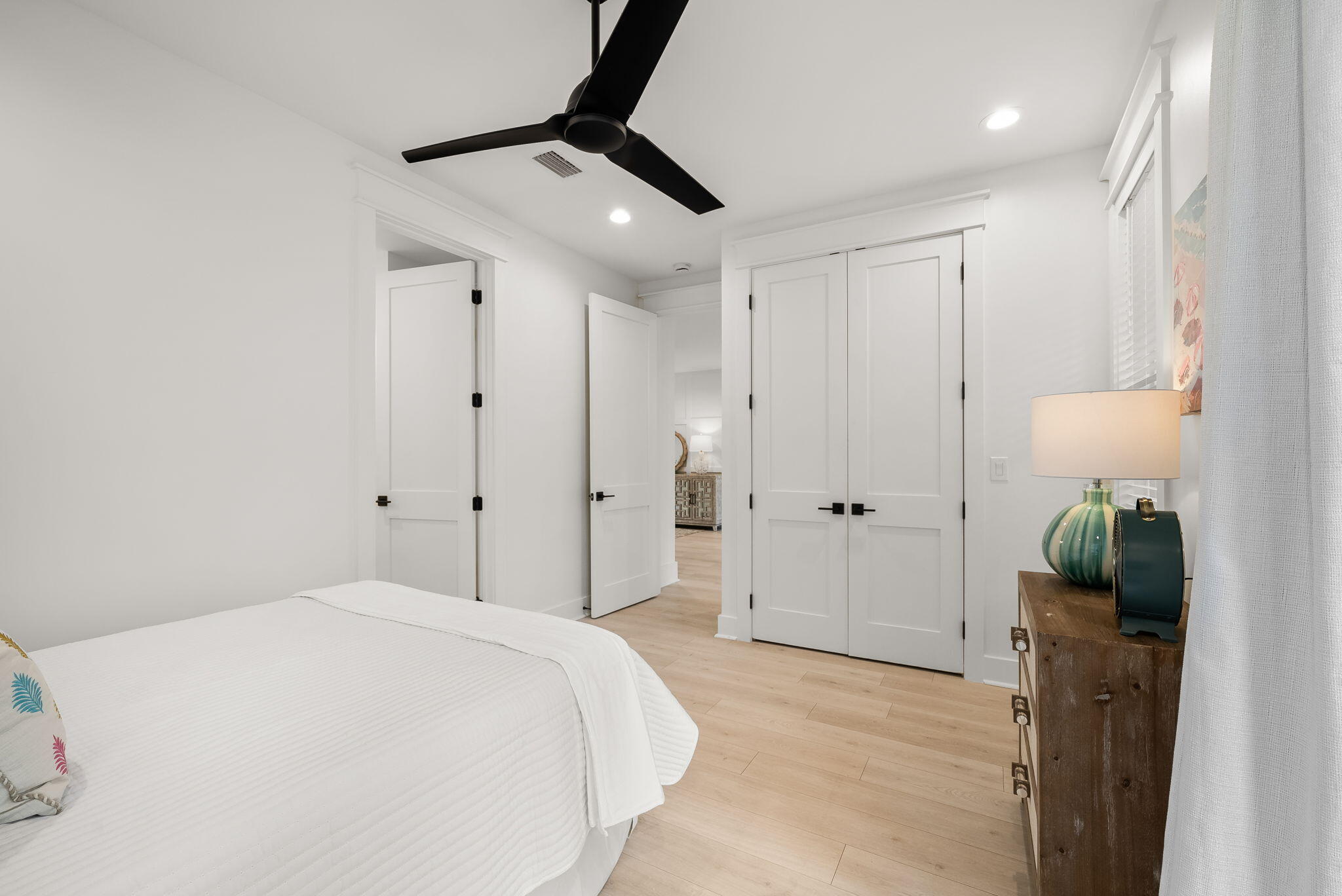 TREETOP VILLAGE - Residential