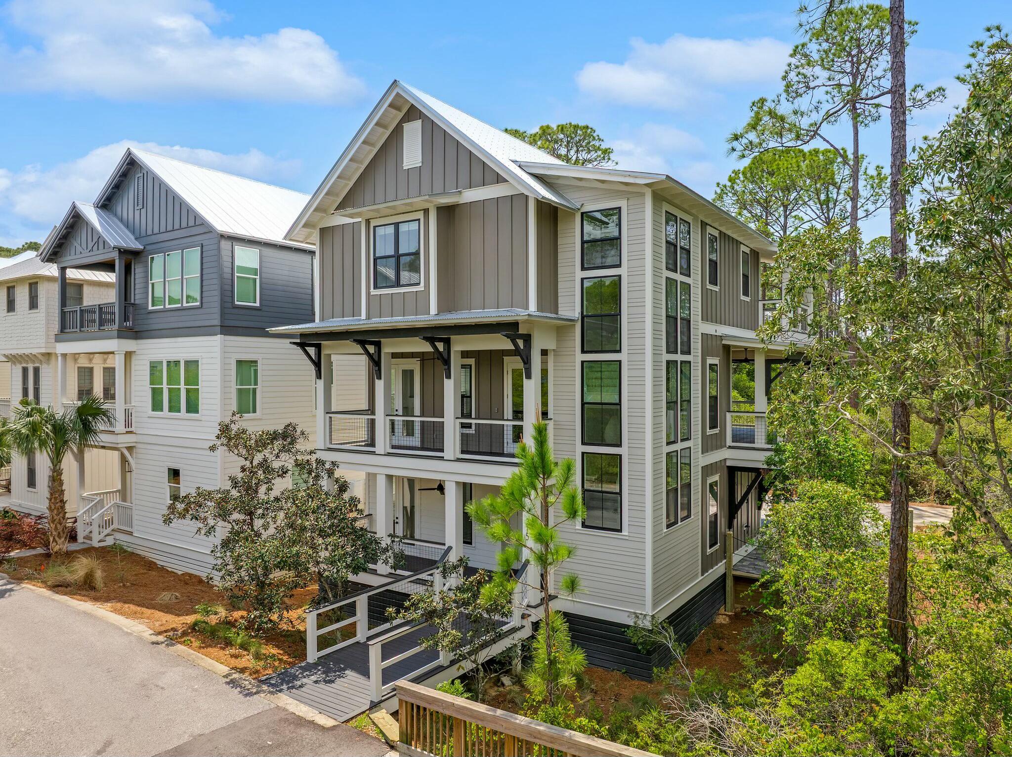 TREETOP VILLAGE - Residential
