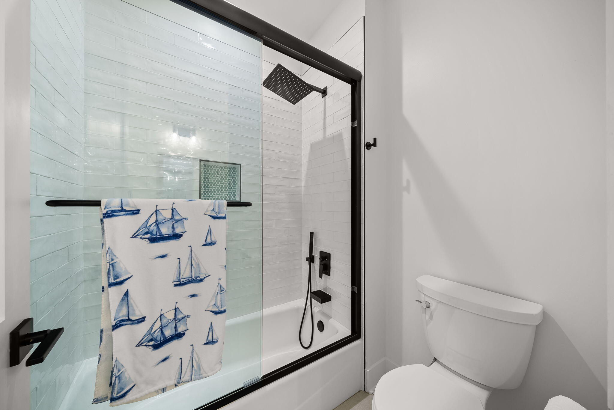 TREETOP VILLAGE - Residential