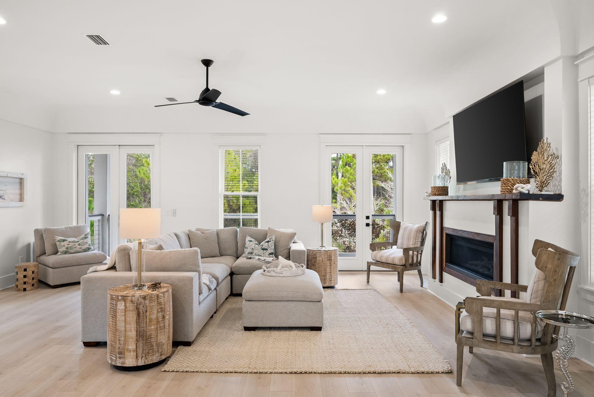 TREETOP VILLAGE - Residential