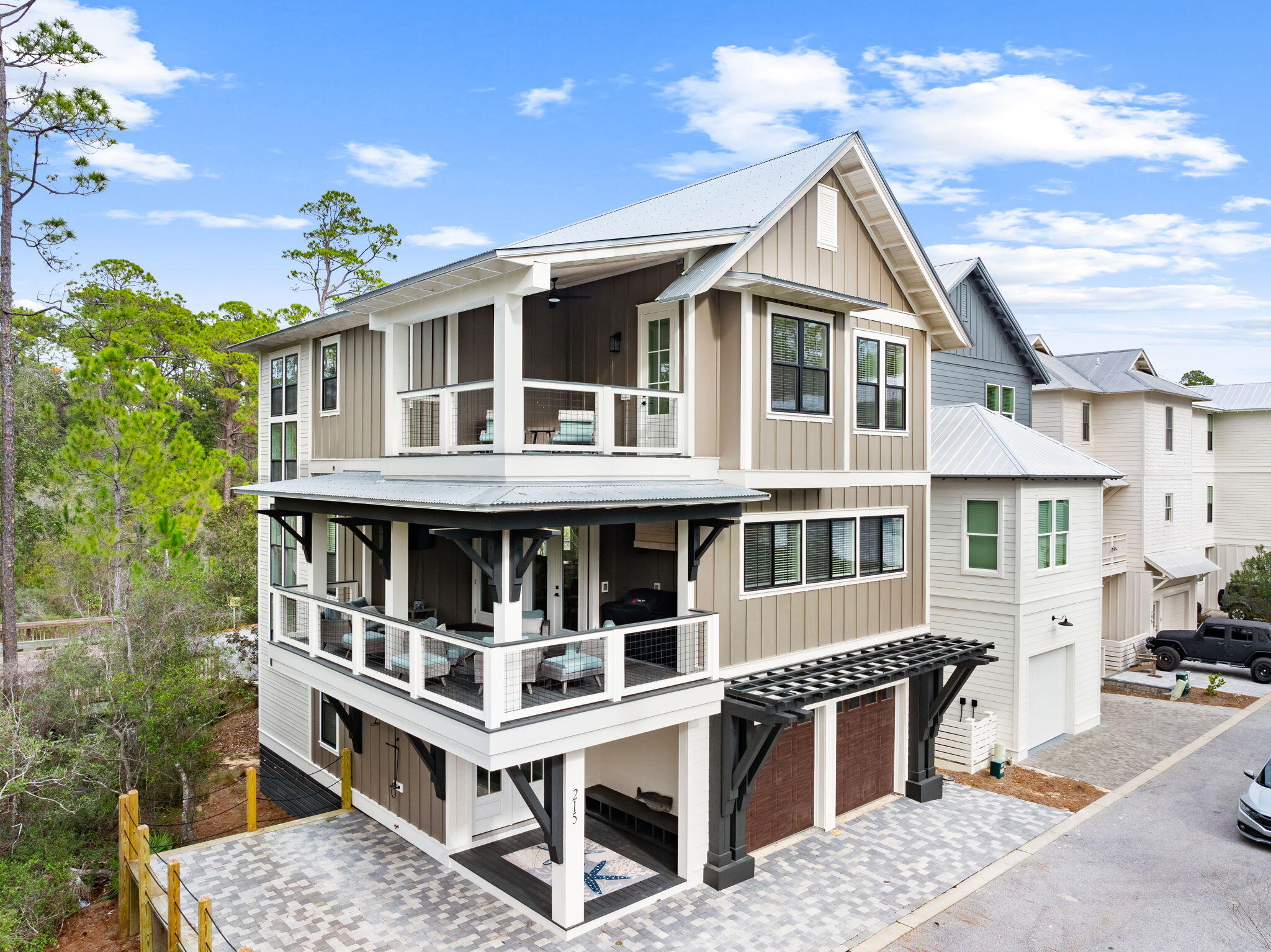 TREETOP VILLAGE - Residential