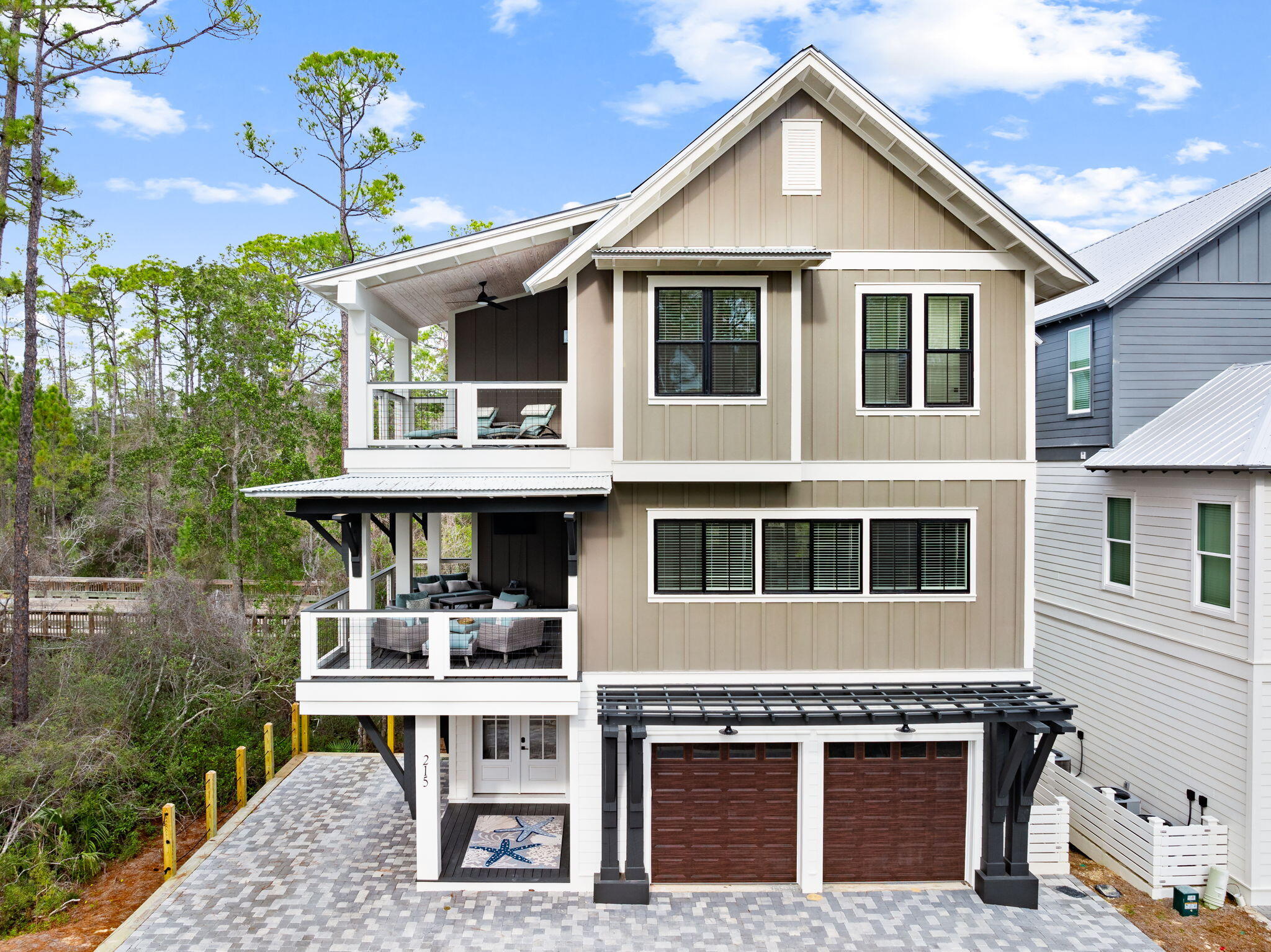 TREETOP VILLAGE - Residential