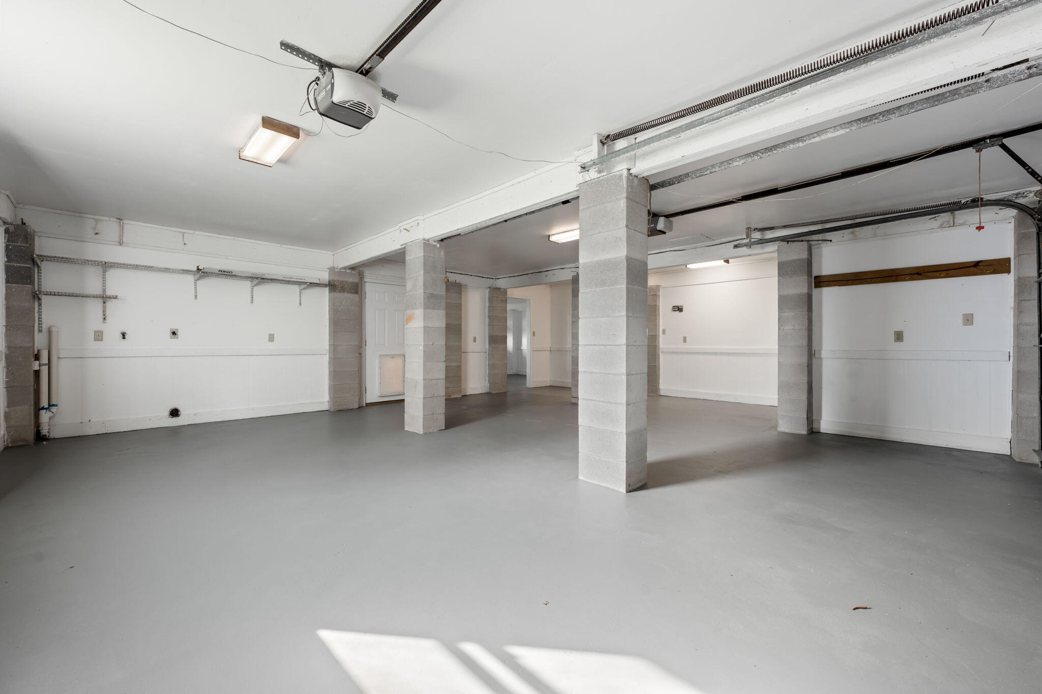 AVALON BEACH - Residential