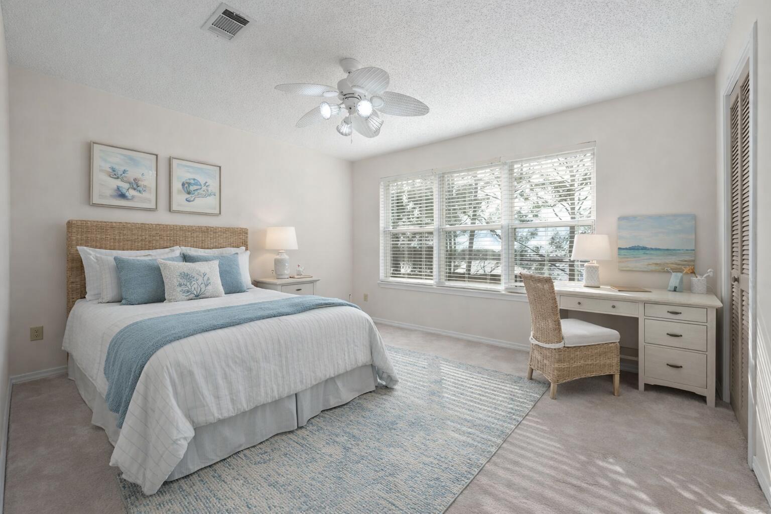 AVALON BEACH - Residential