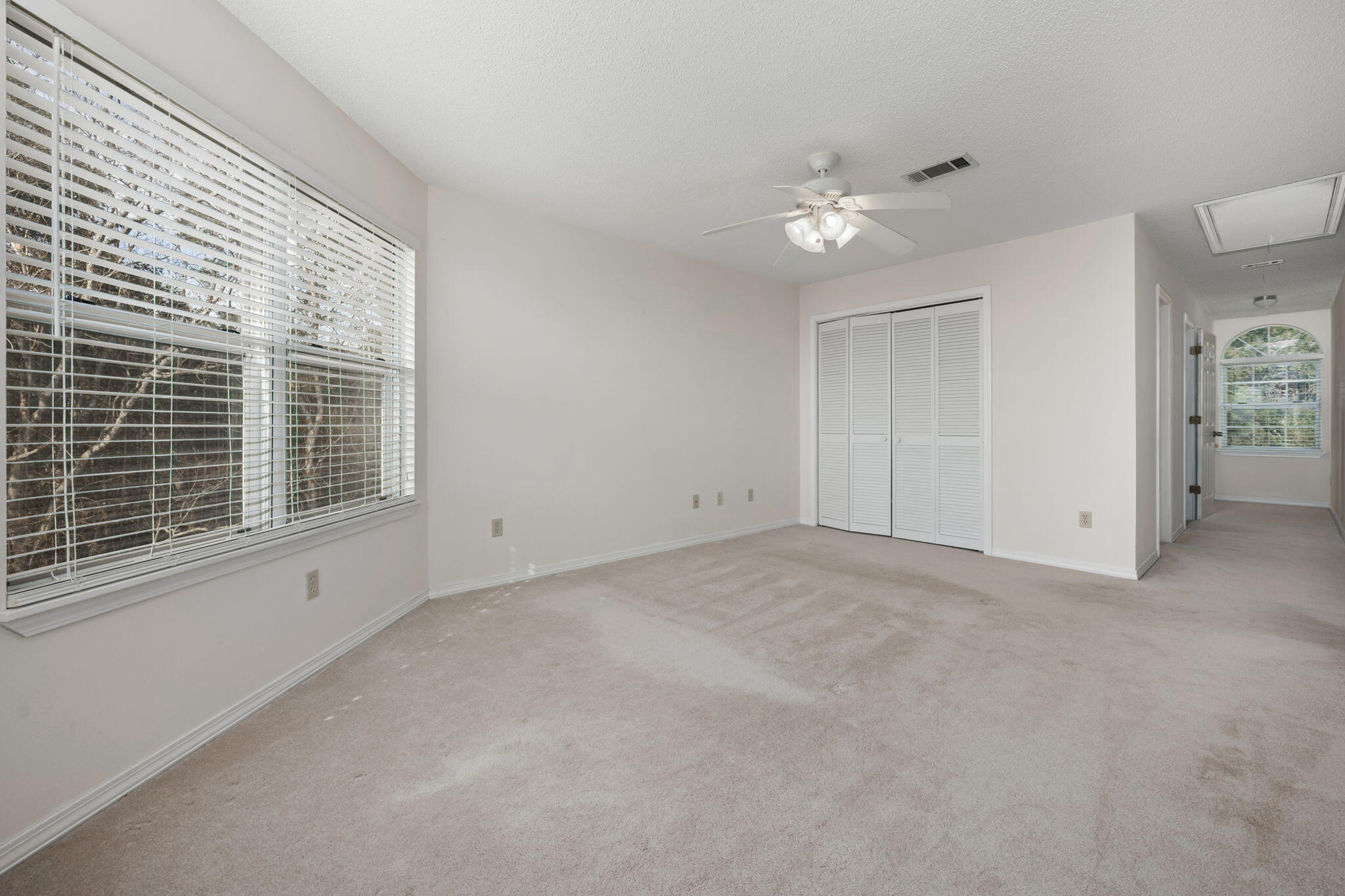 AVALON BEACH - Residential