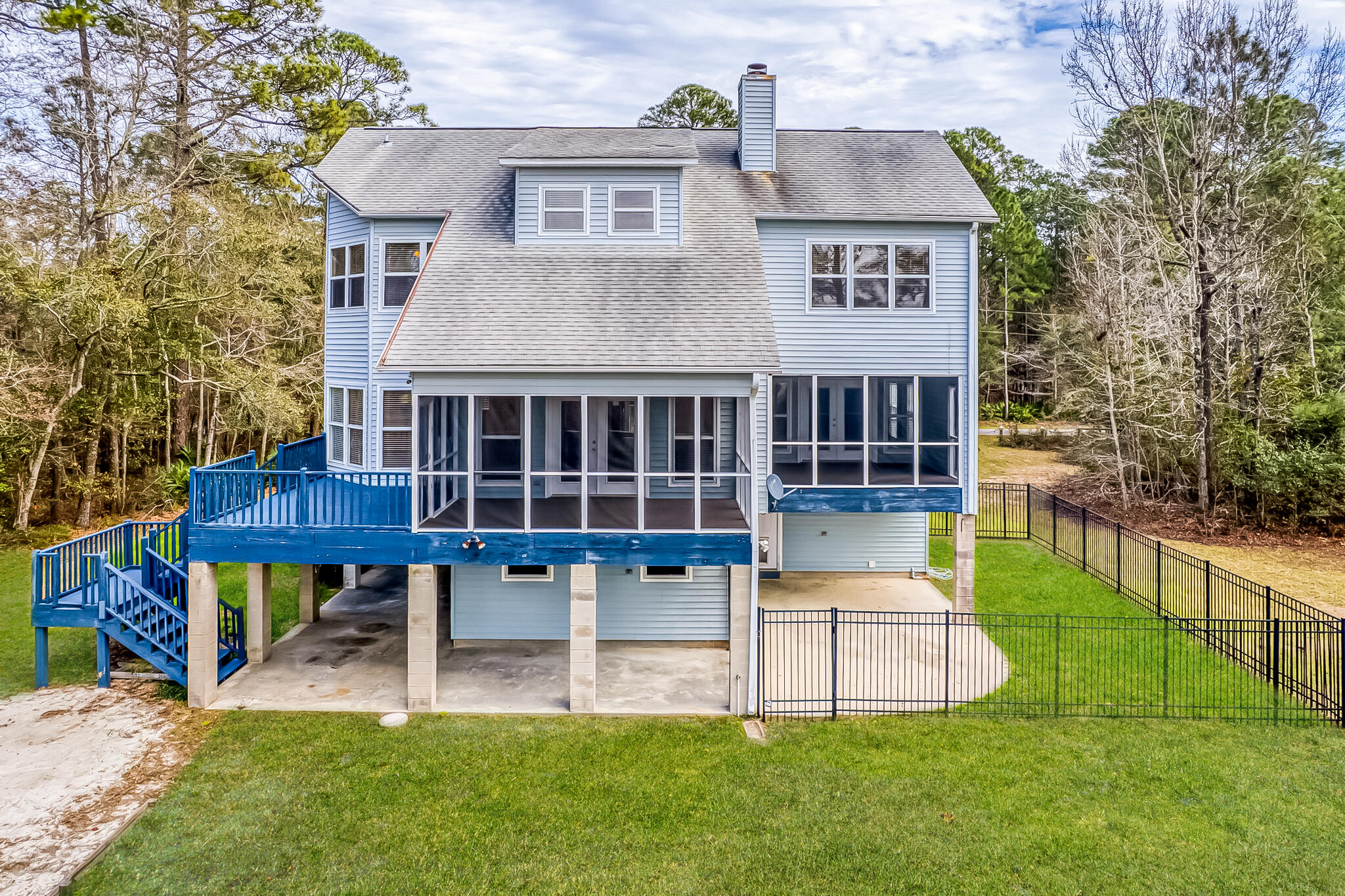 AVALON BEACH - Residential