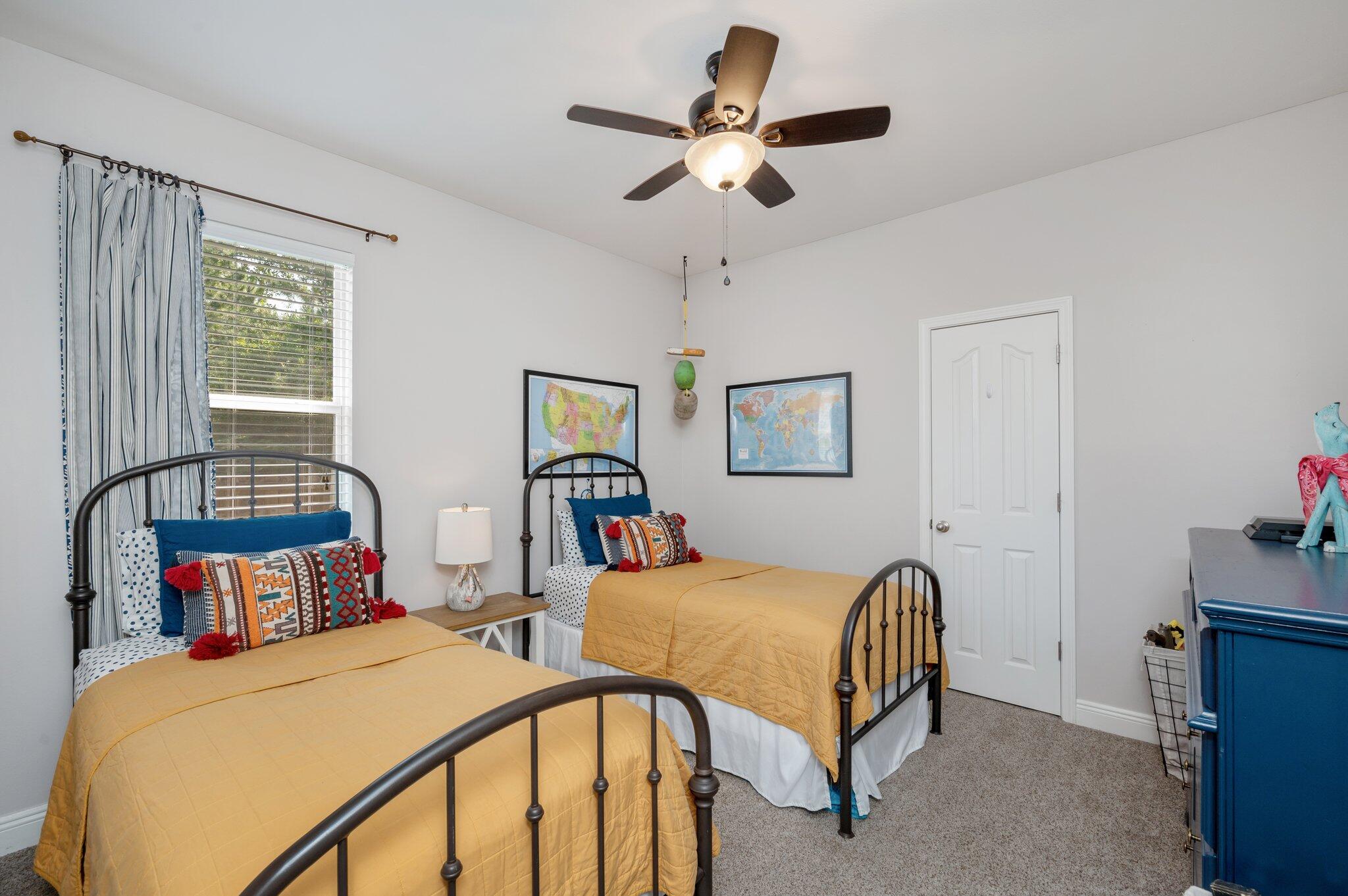 ROLLING RIDGE S/D - Residential