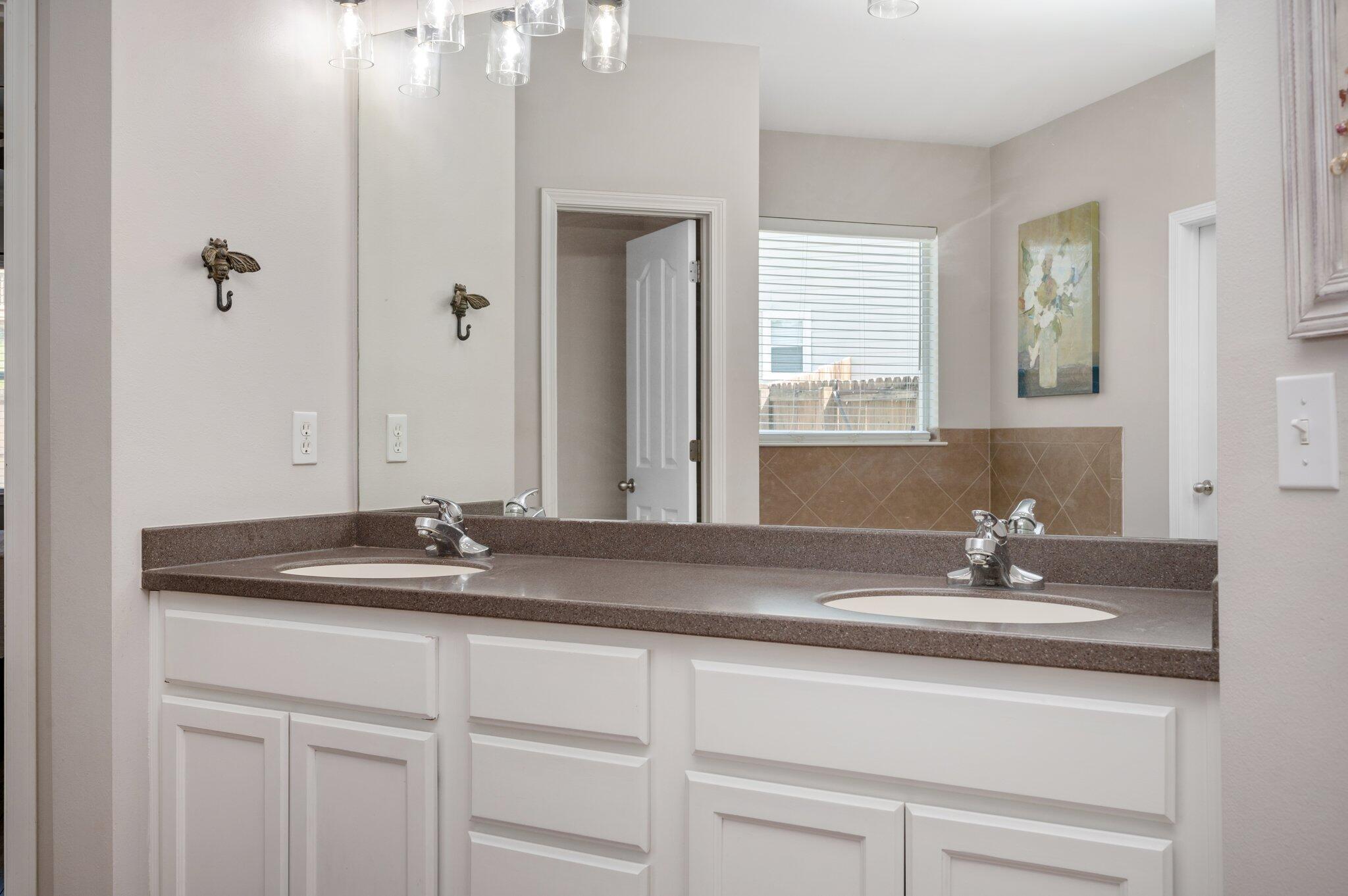 ROLLING RIDGE S/D - Residential