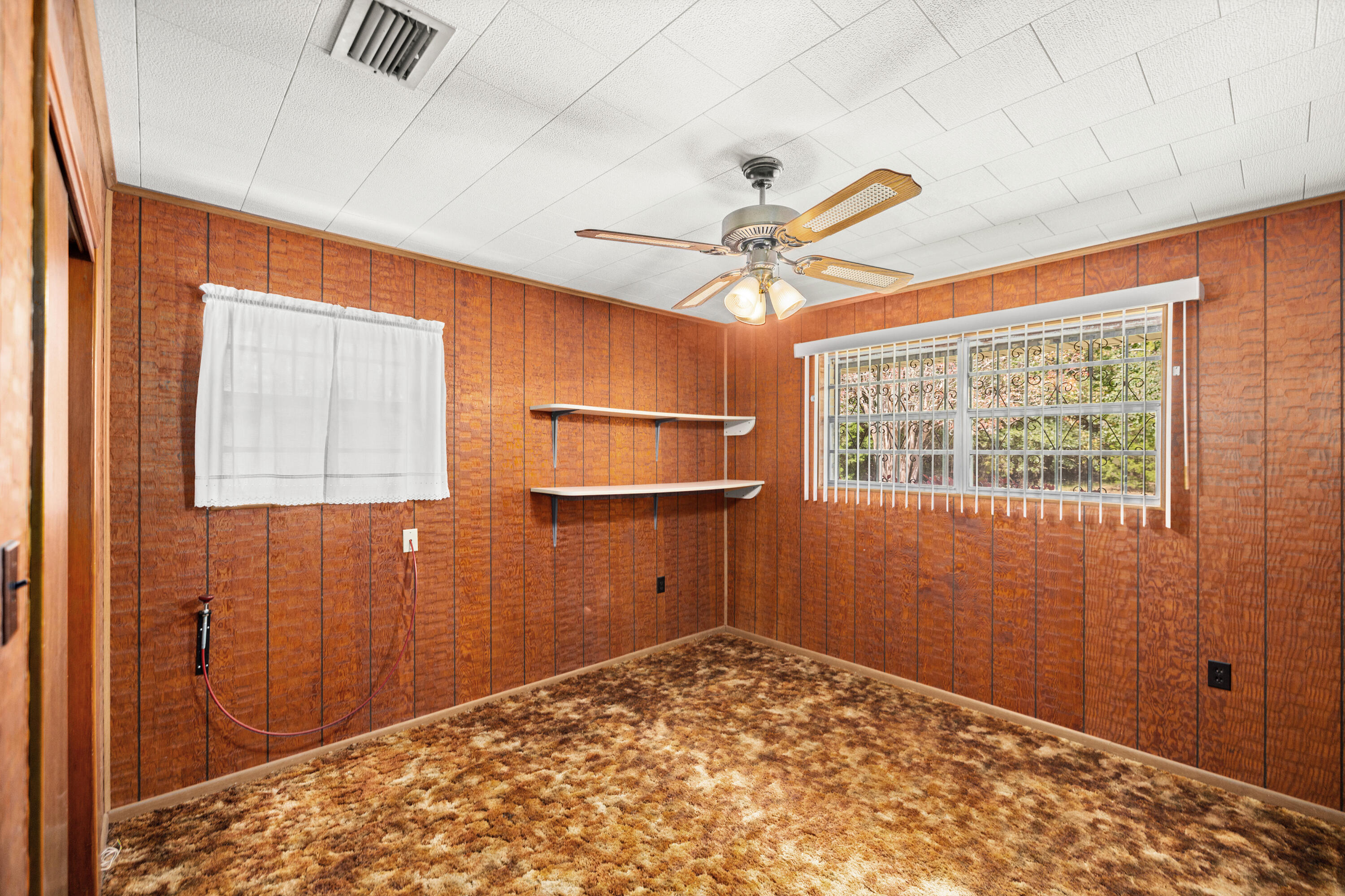 NO RECORDED SUBDIVISION - Residential