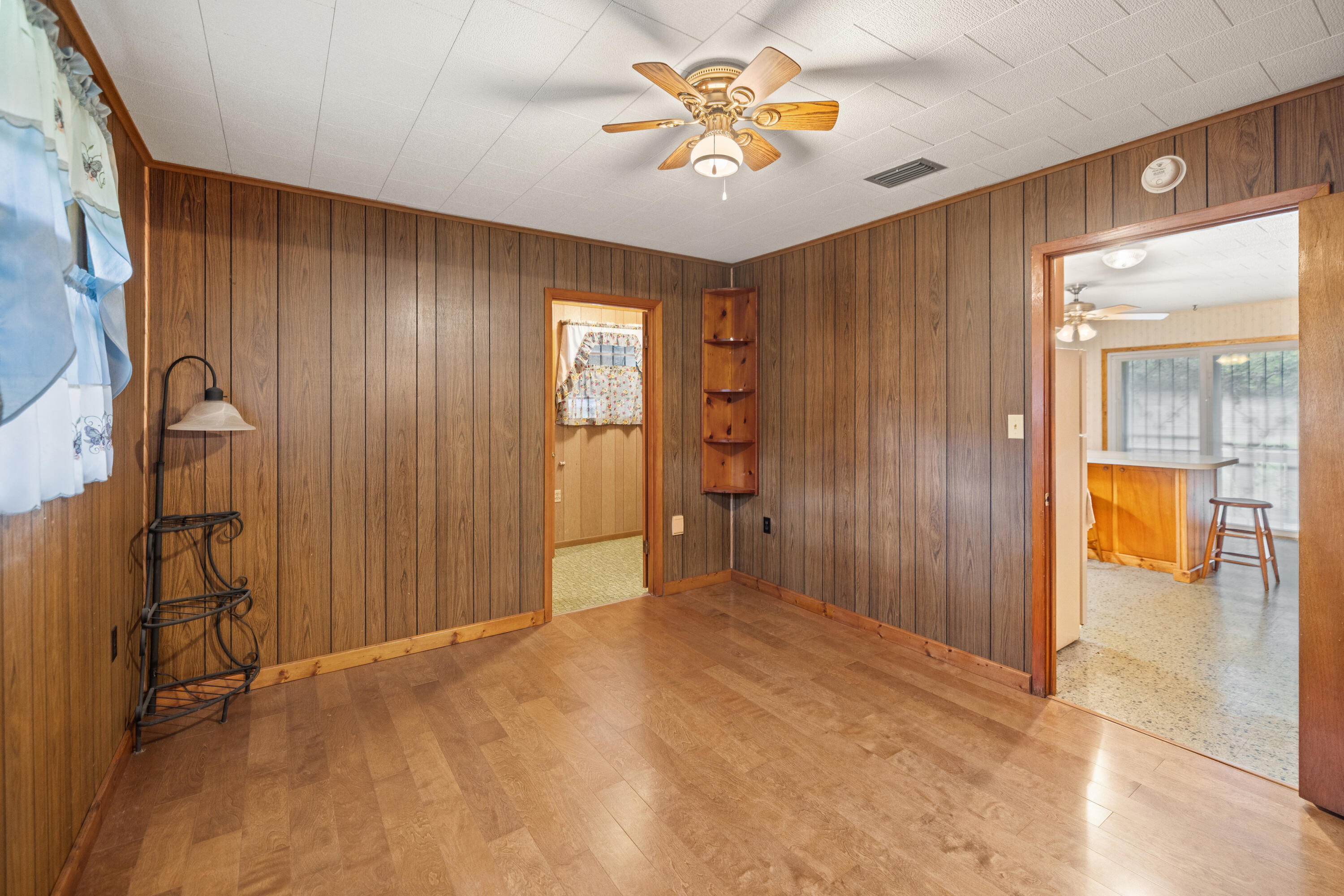 NO RECORDED SUBDIVISION - Residential