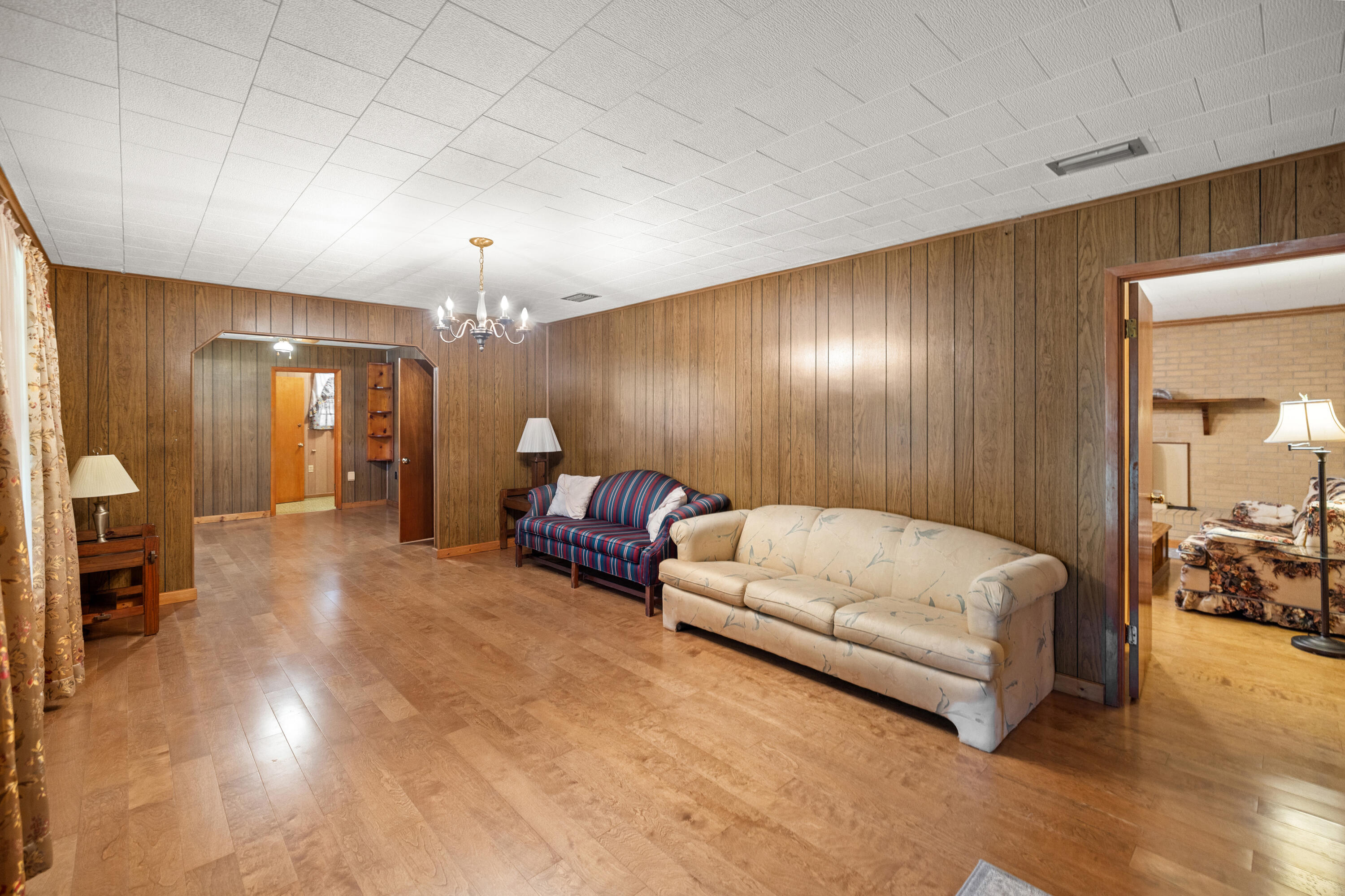 NO RECORDED SUBDIVISION - Residential