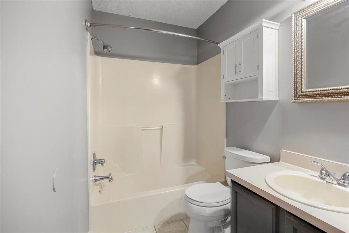 Shoal Creek - Residential