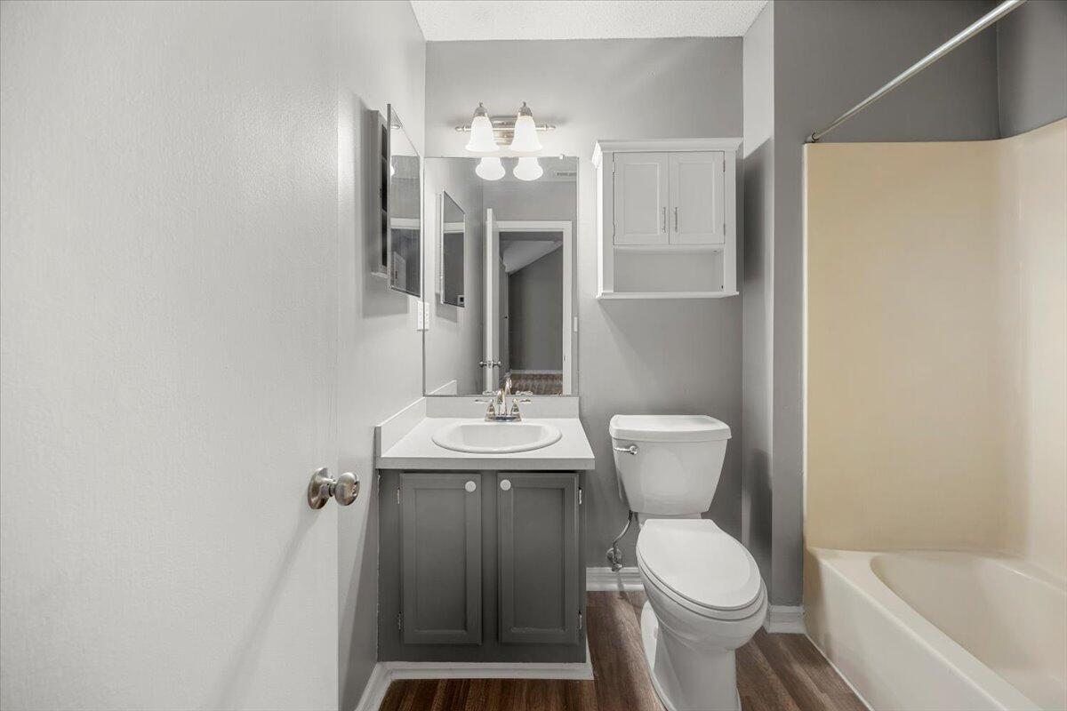 Shoal Creek - Residential