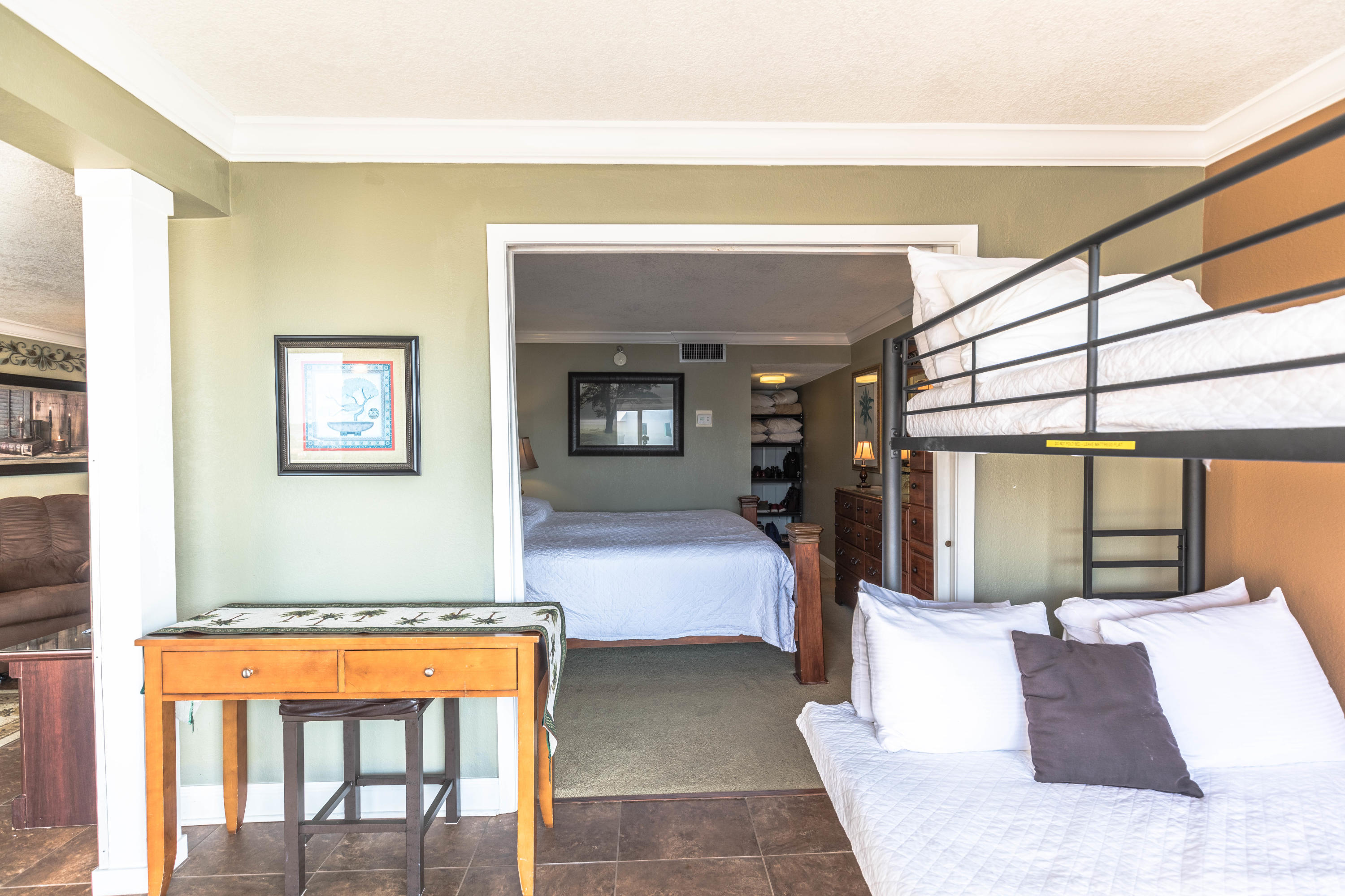 ISLANDER BEACH RESORT CONDO - Residential