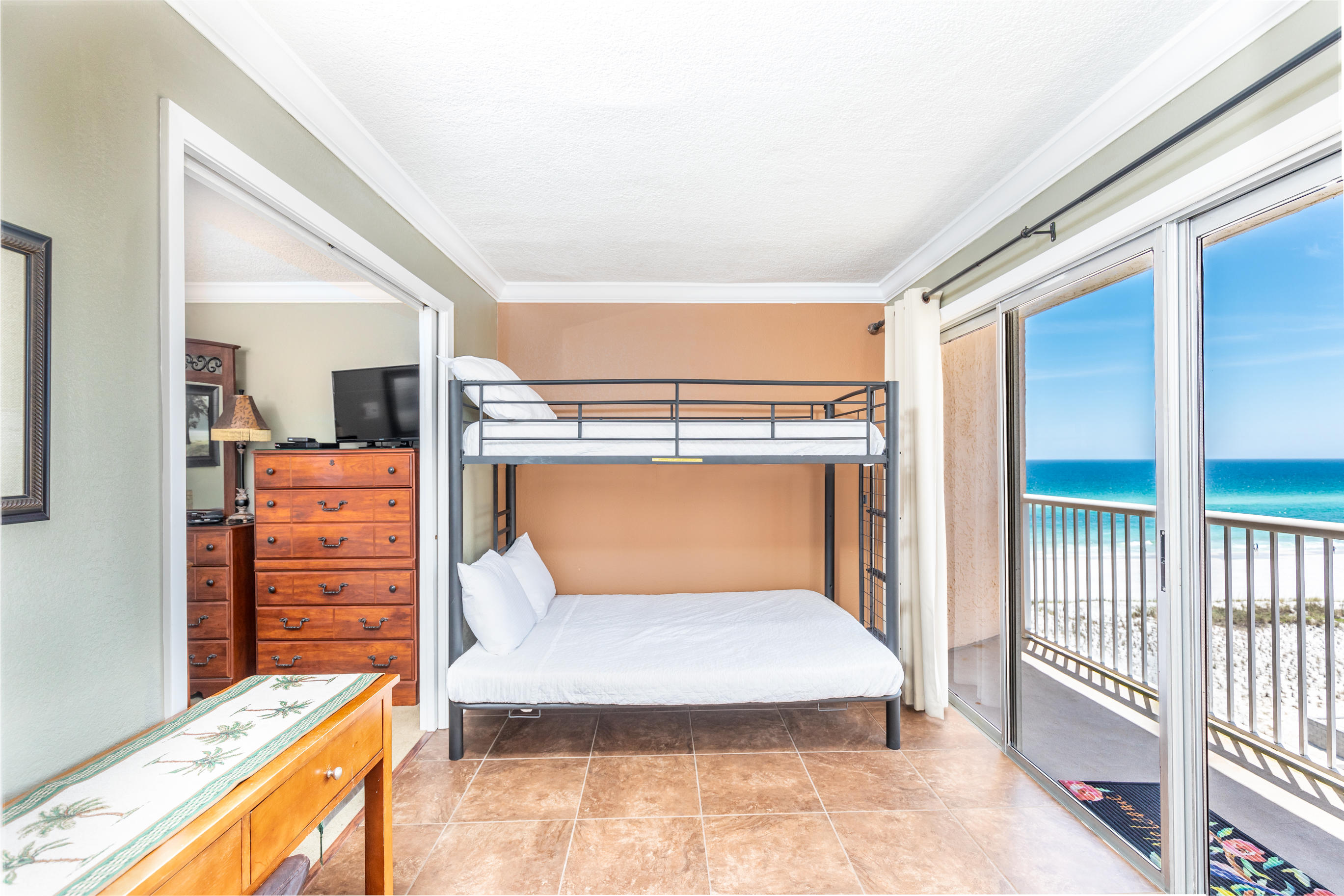 ISLANDER BEACH RESORT CONDO - Residential