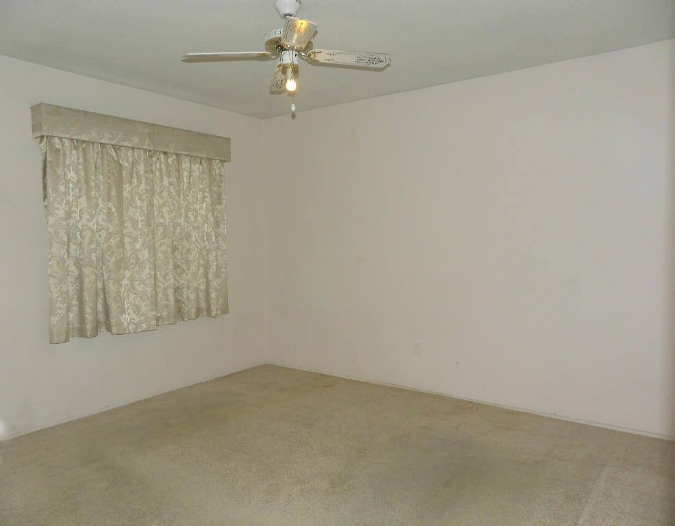 RACETRACK ROAD - Residential