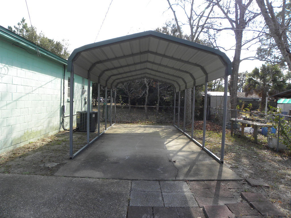 RACETRACK ROAD - Residential