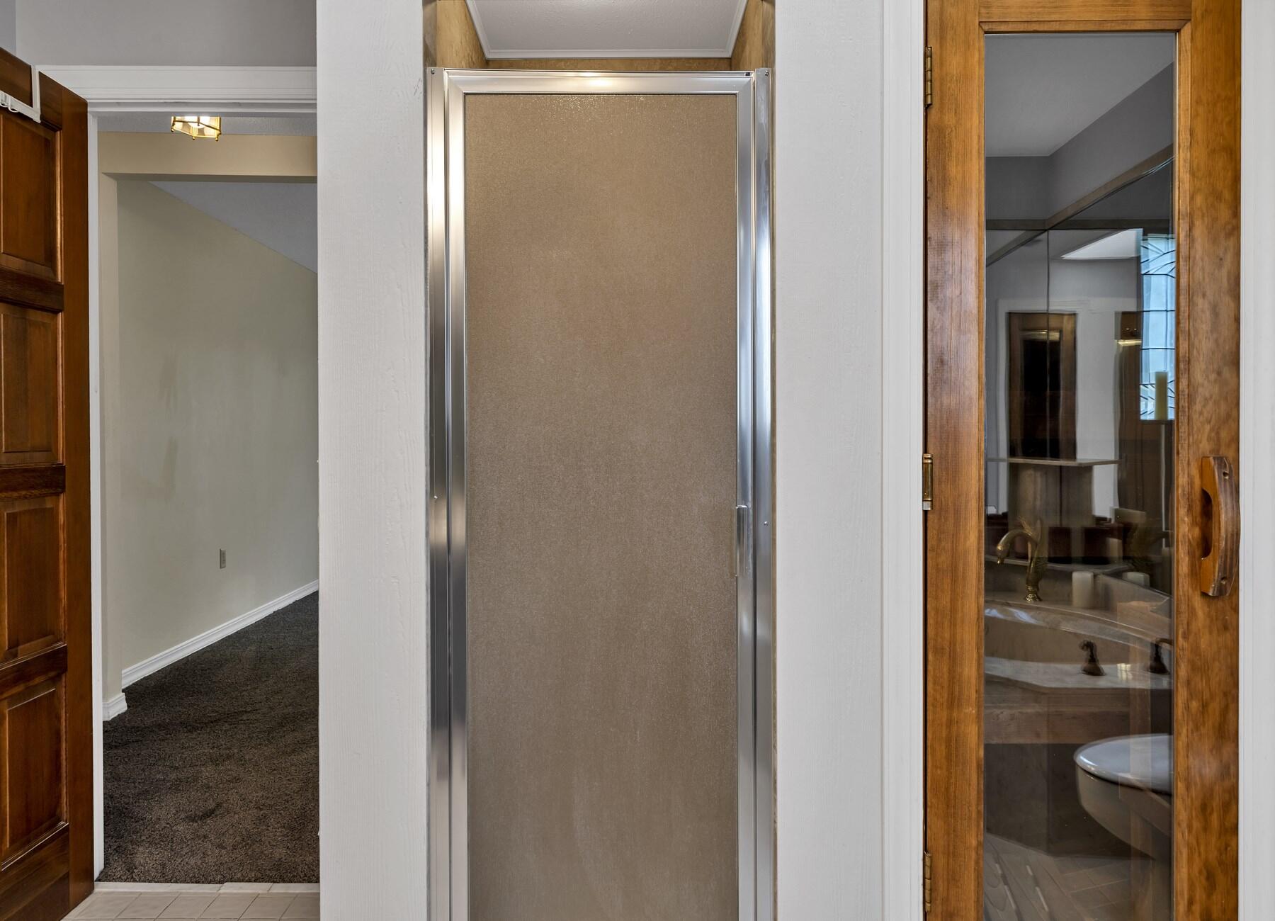 DONLABROOK GARDYNS - Residential