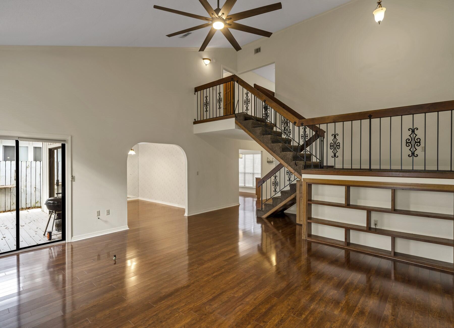 DONLABROOK GARDYNS - Residential