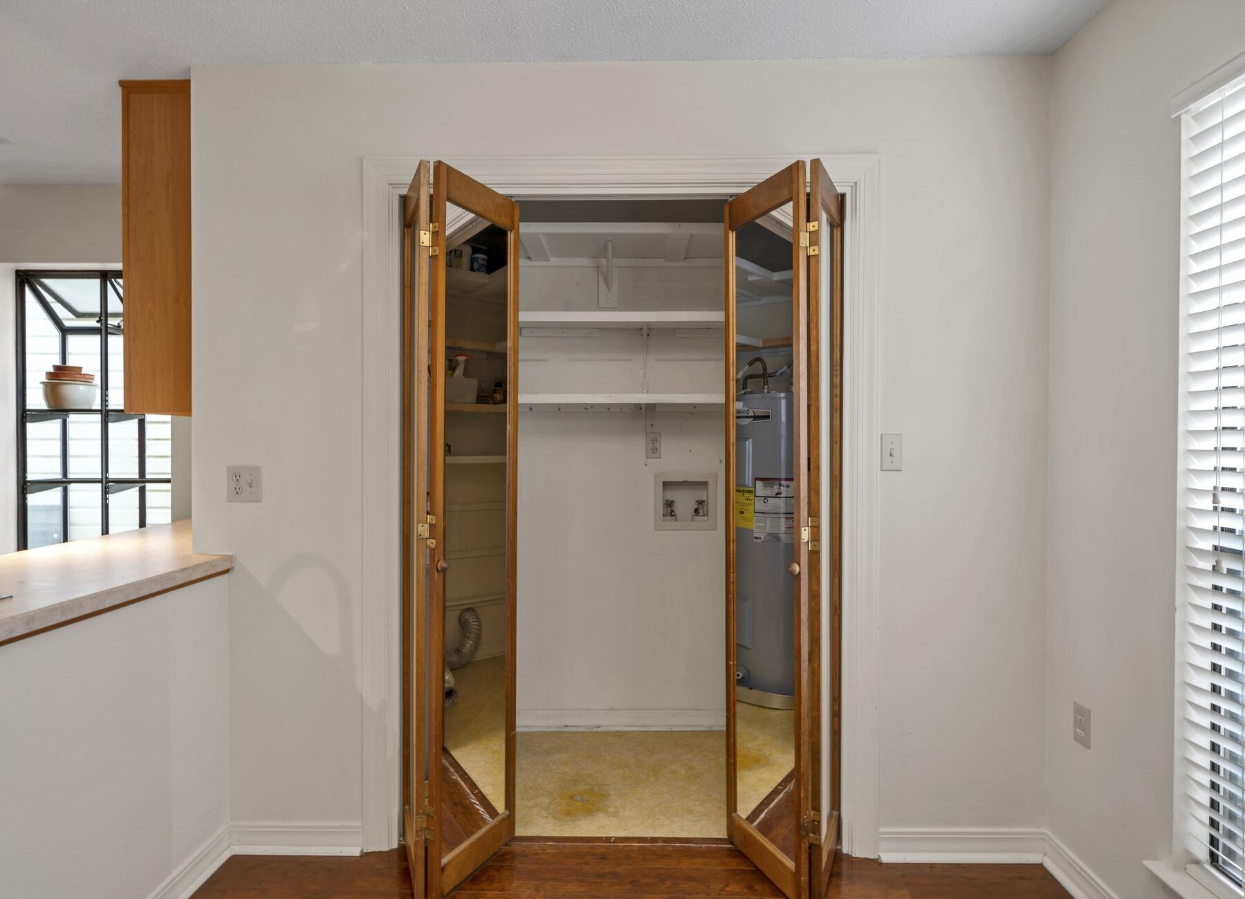 DONLABROOK GARDYNS - Residential