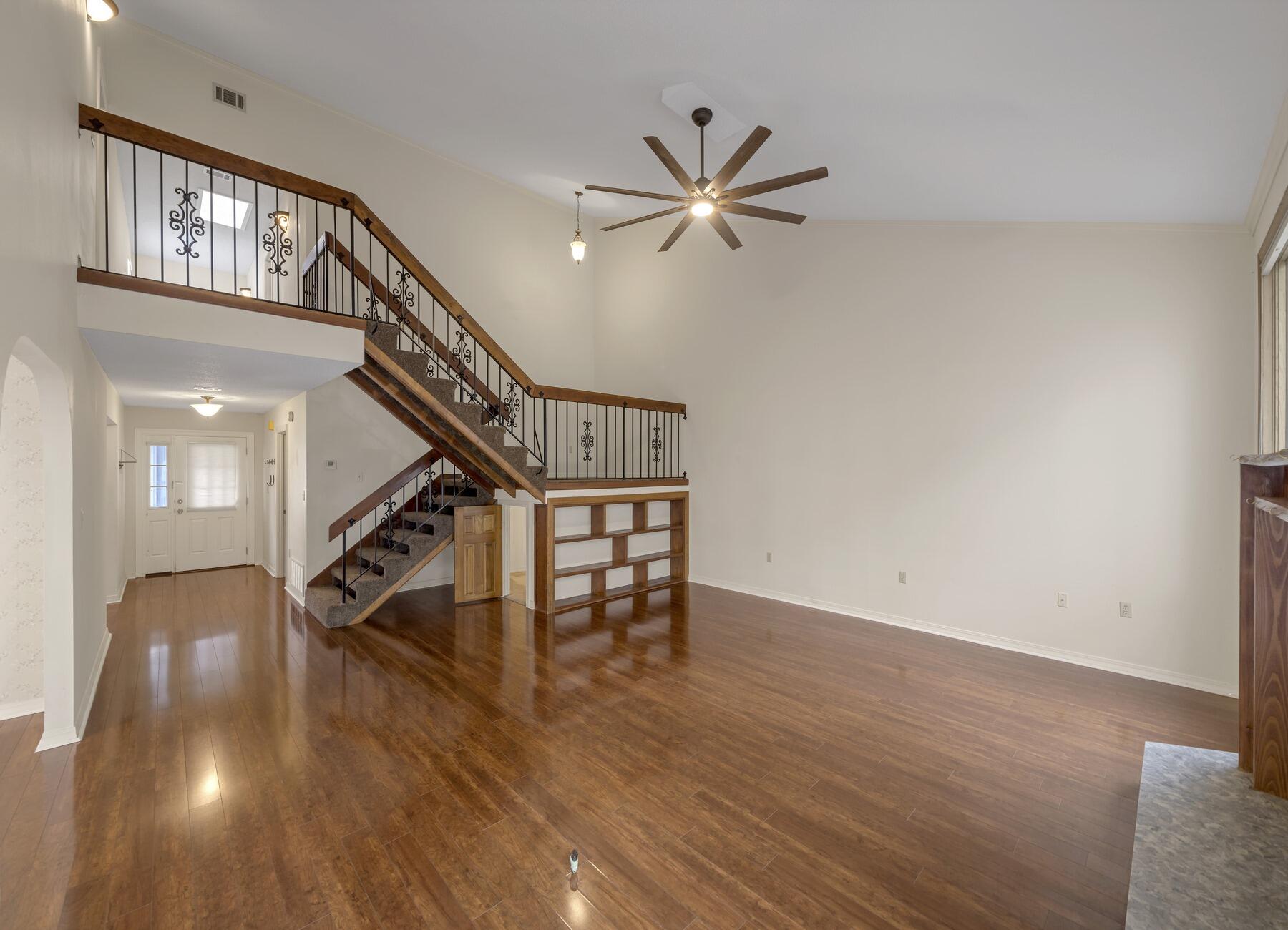 DONLABROOK GARDYNS - Residential