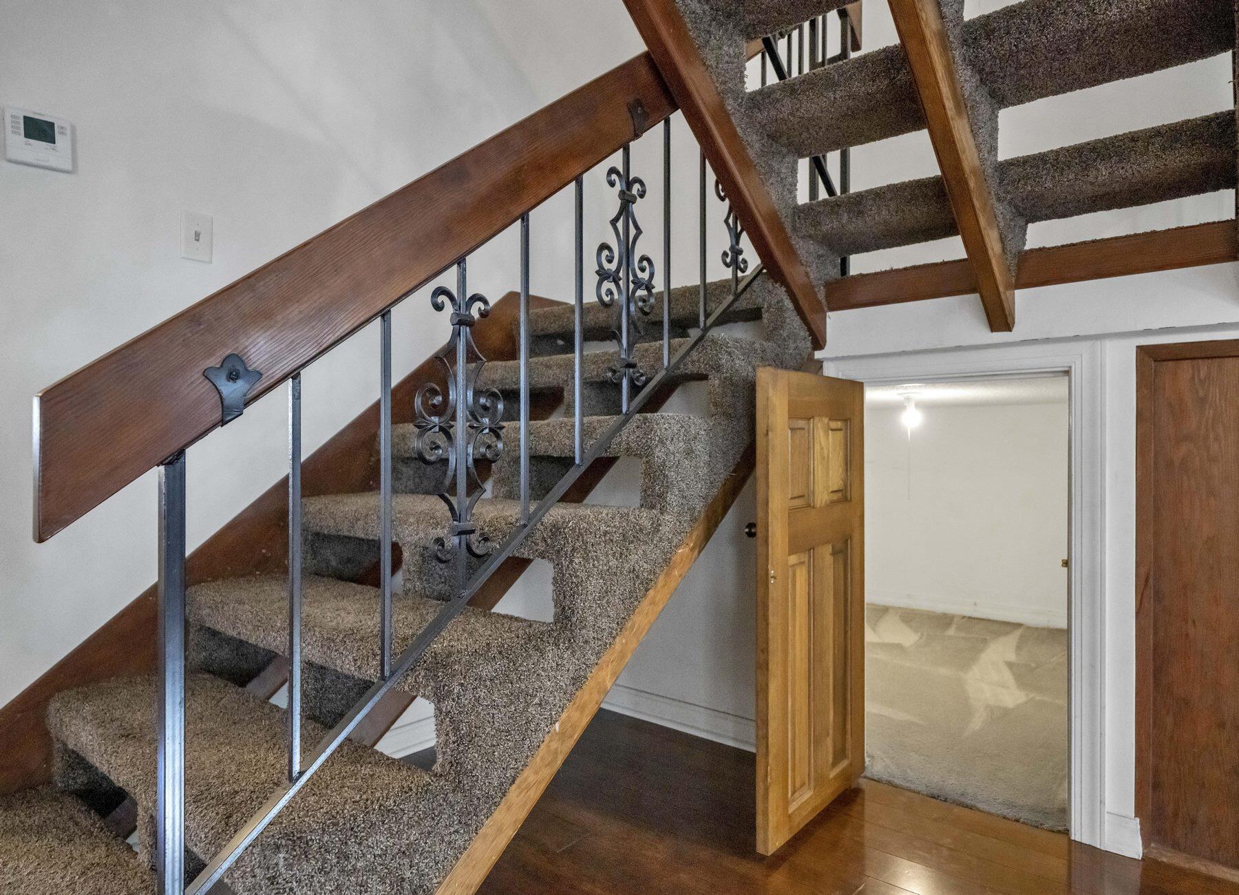 DONLABROOK GARDYNS - Residential