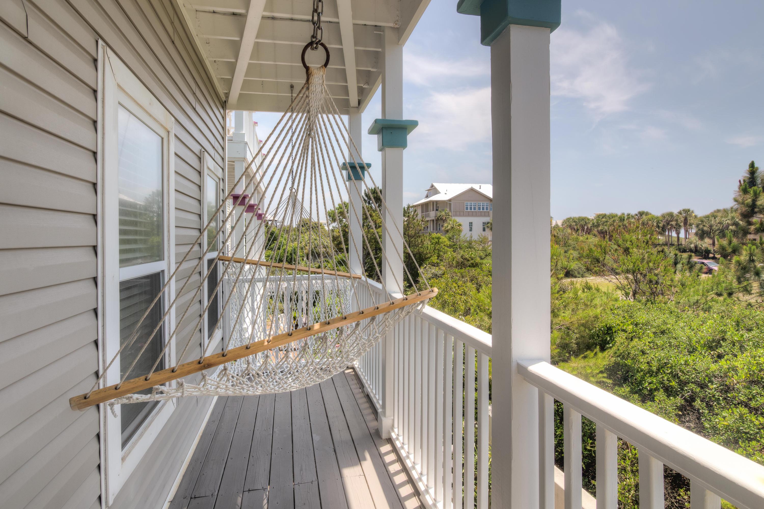 OLD FLORIDA COTTAGES - Residential
