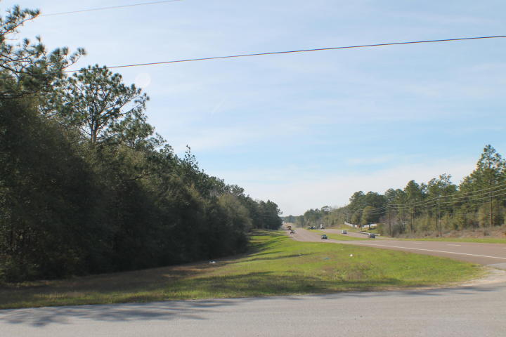 TWIN LAKES ESTATES - Land