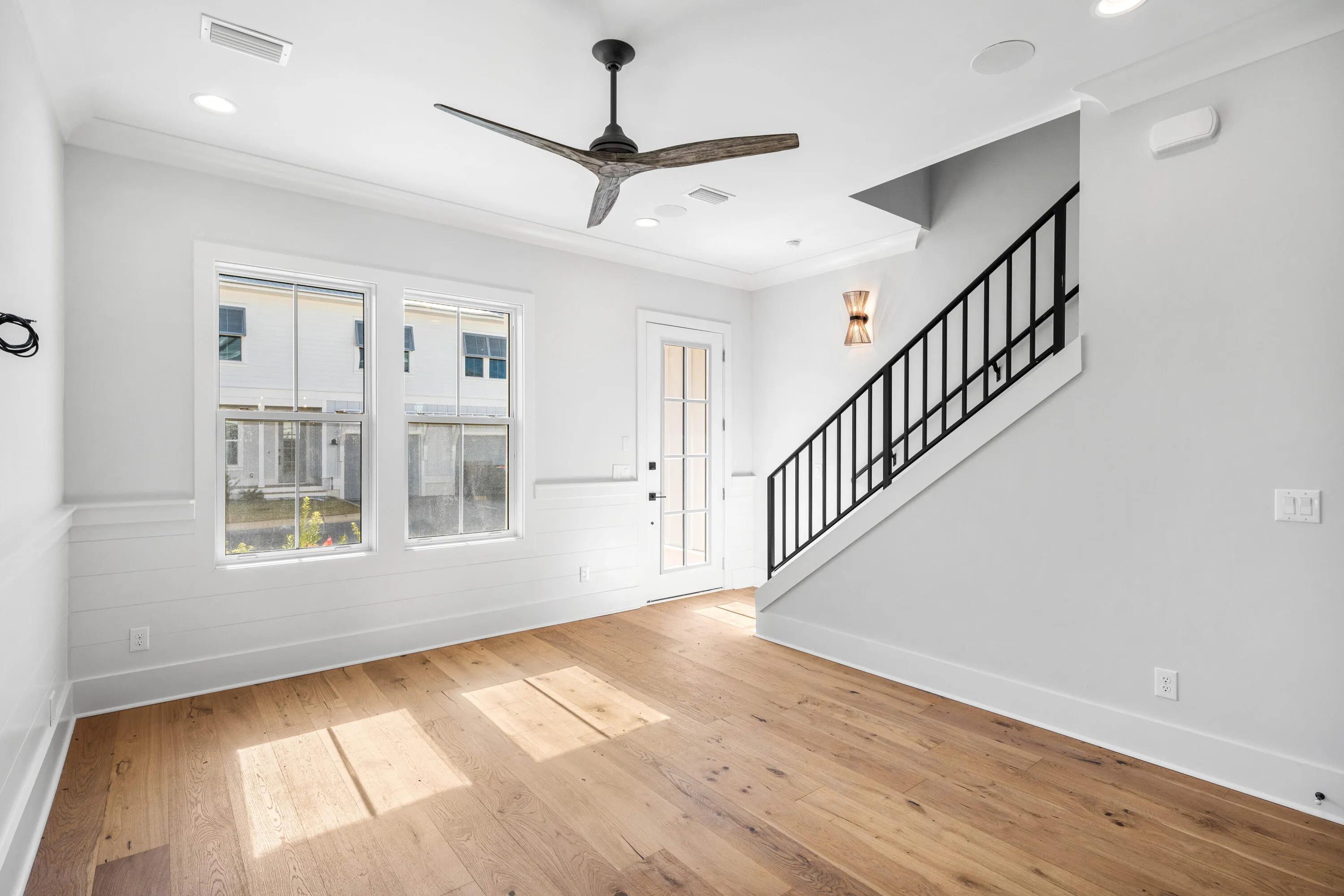 Santa Rosa Beach, Florida 32459, United States, 3 Bedrooms Bedrooms, ,5 BathroomsBathrooms,Residential,Active,190644