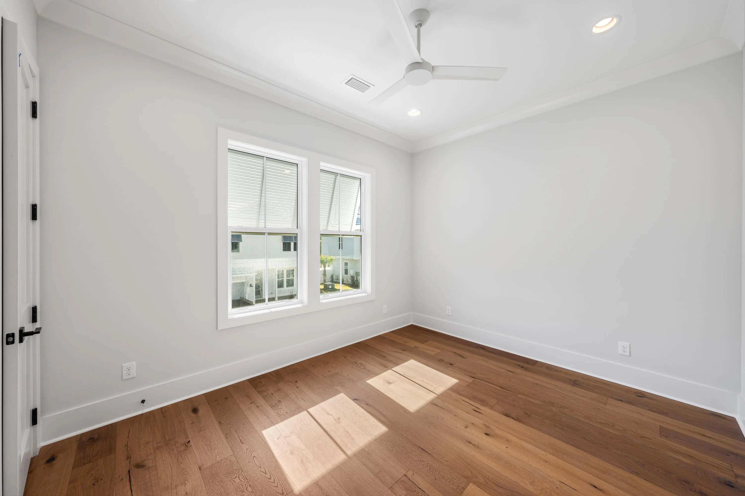 Santa Rosa Beach, Florida 32459, United States, 3 Bedrooms Bedrooms, ,5 BathroomsBathrooms,Residential,Active,190644