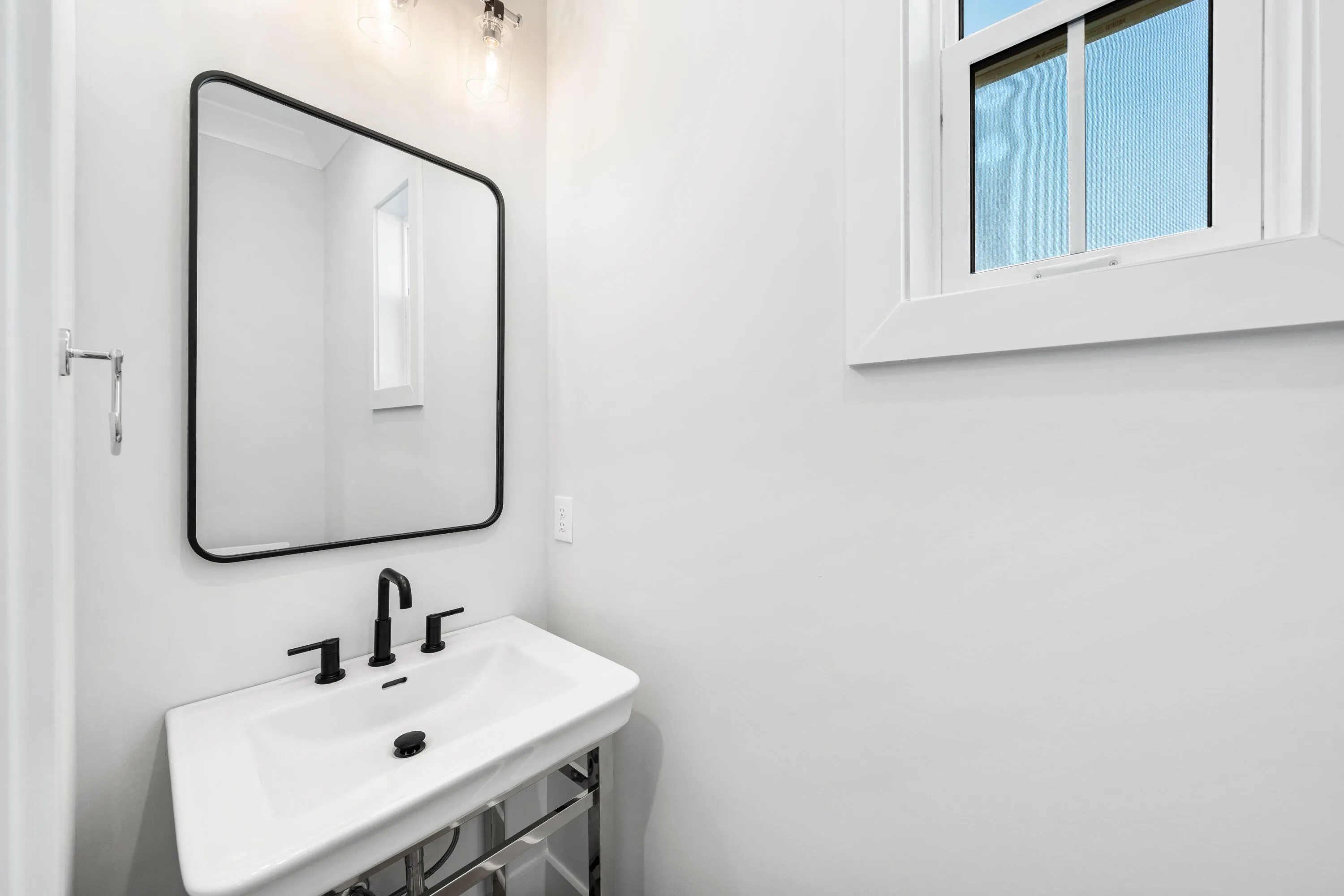 Santa Rosa Beach, Florida 32459, United States, 3 Bedrooms Bedrooms, ,5 BathroomsBathrooms,Residential,Active,190644