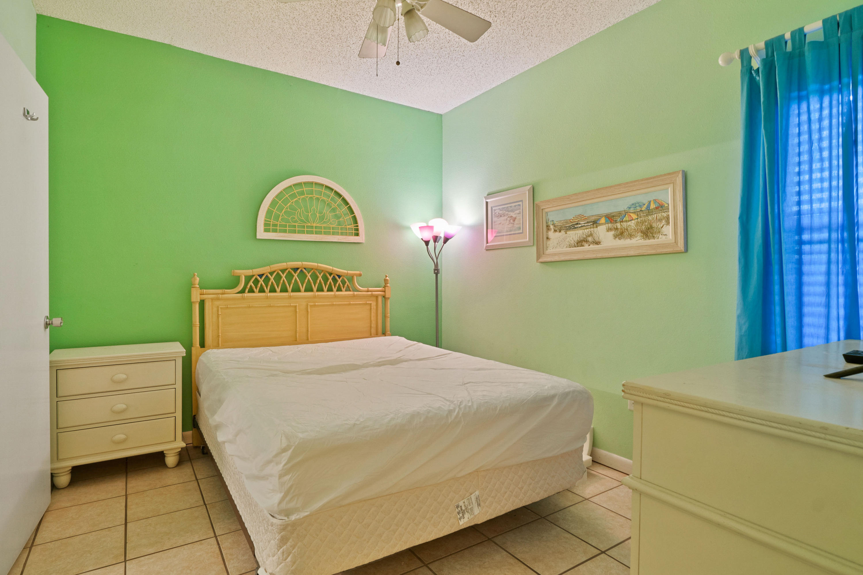 PALM COURT YACHT CLUB - Residential