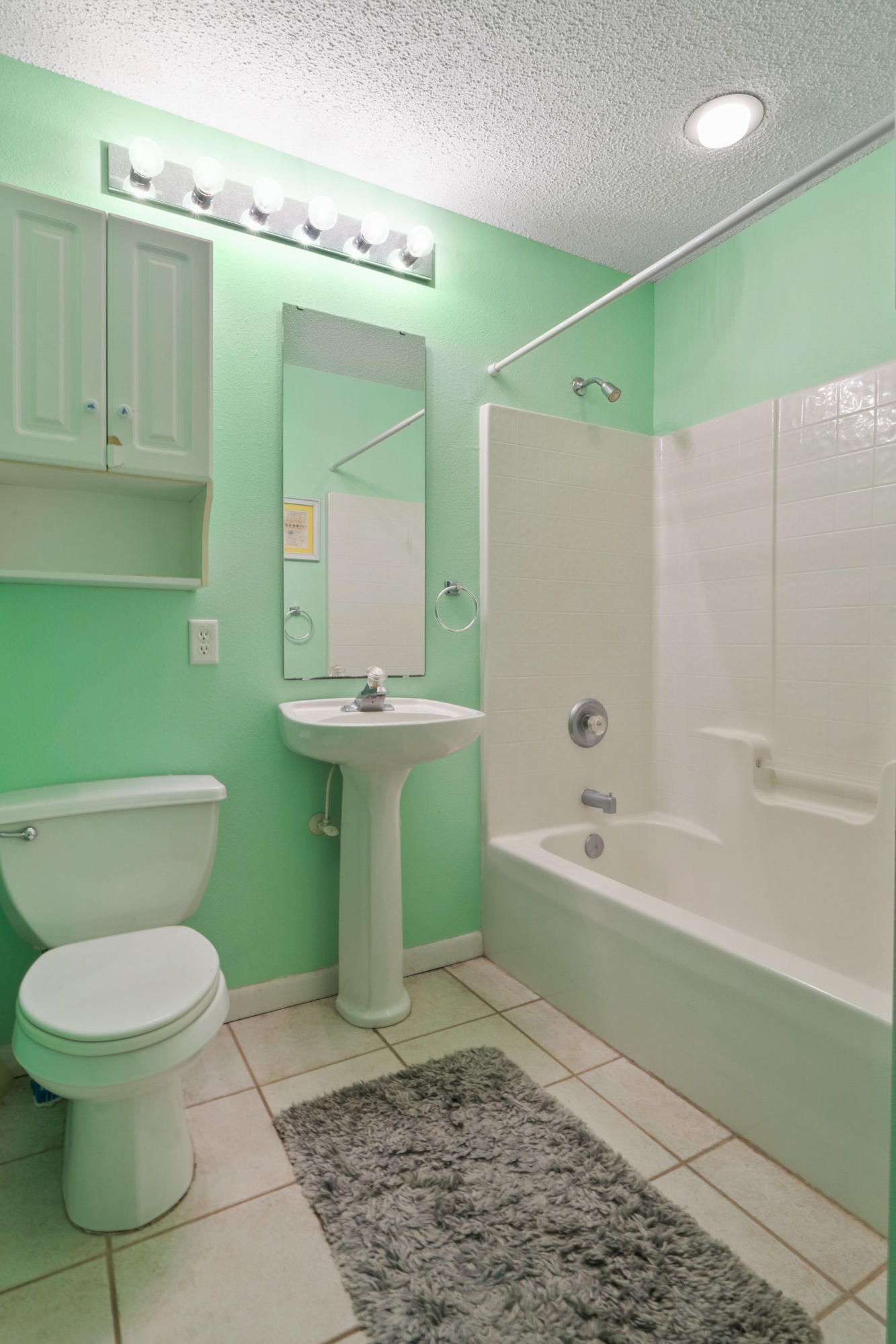 PALM COURT YACHT CLUB - Residential