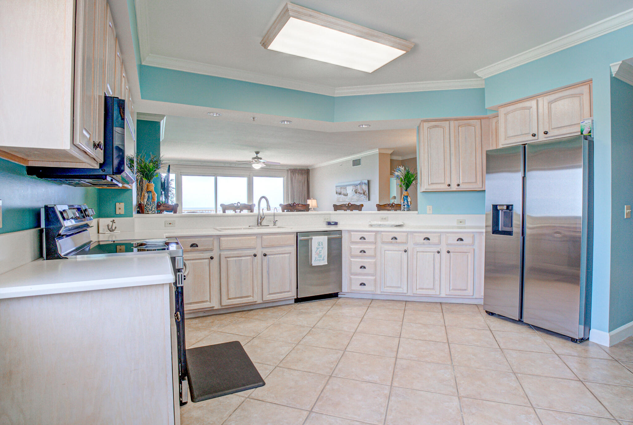 Grande Surf Club Condo - Residential