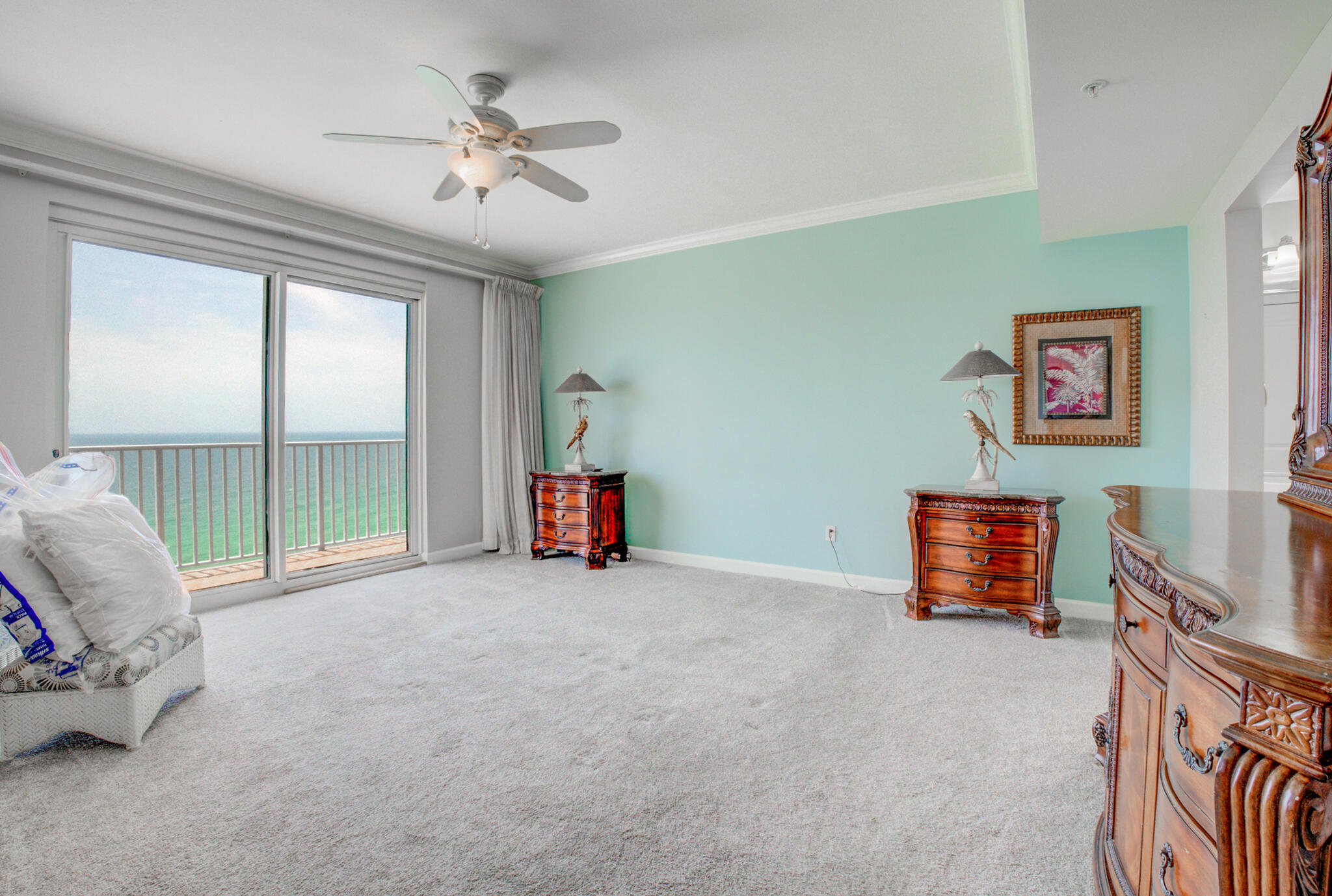 Grande Surf Club Condo - Residential