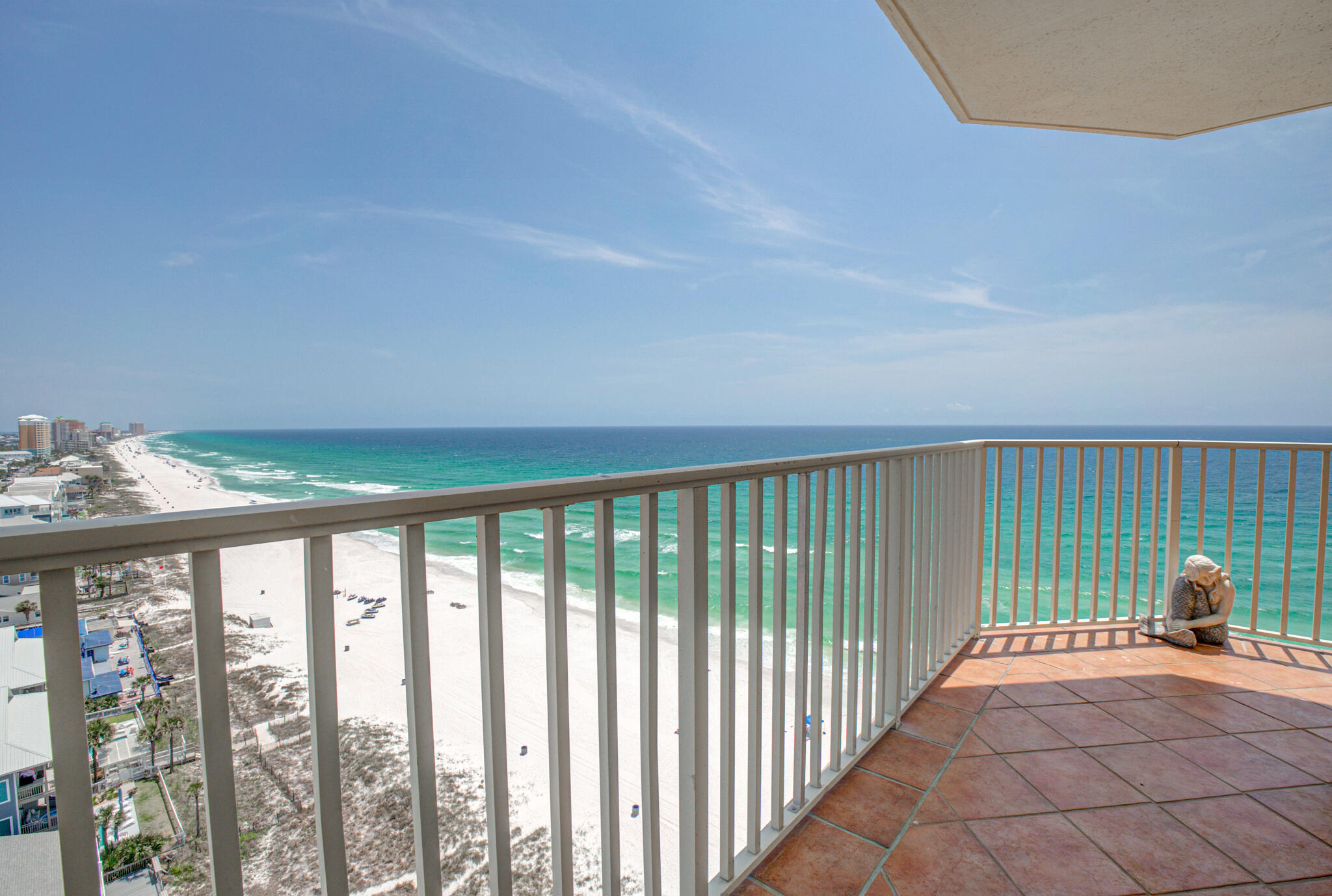 Grande Surf Club Condo - Residential