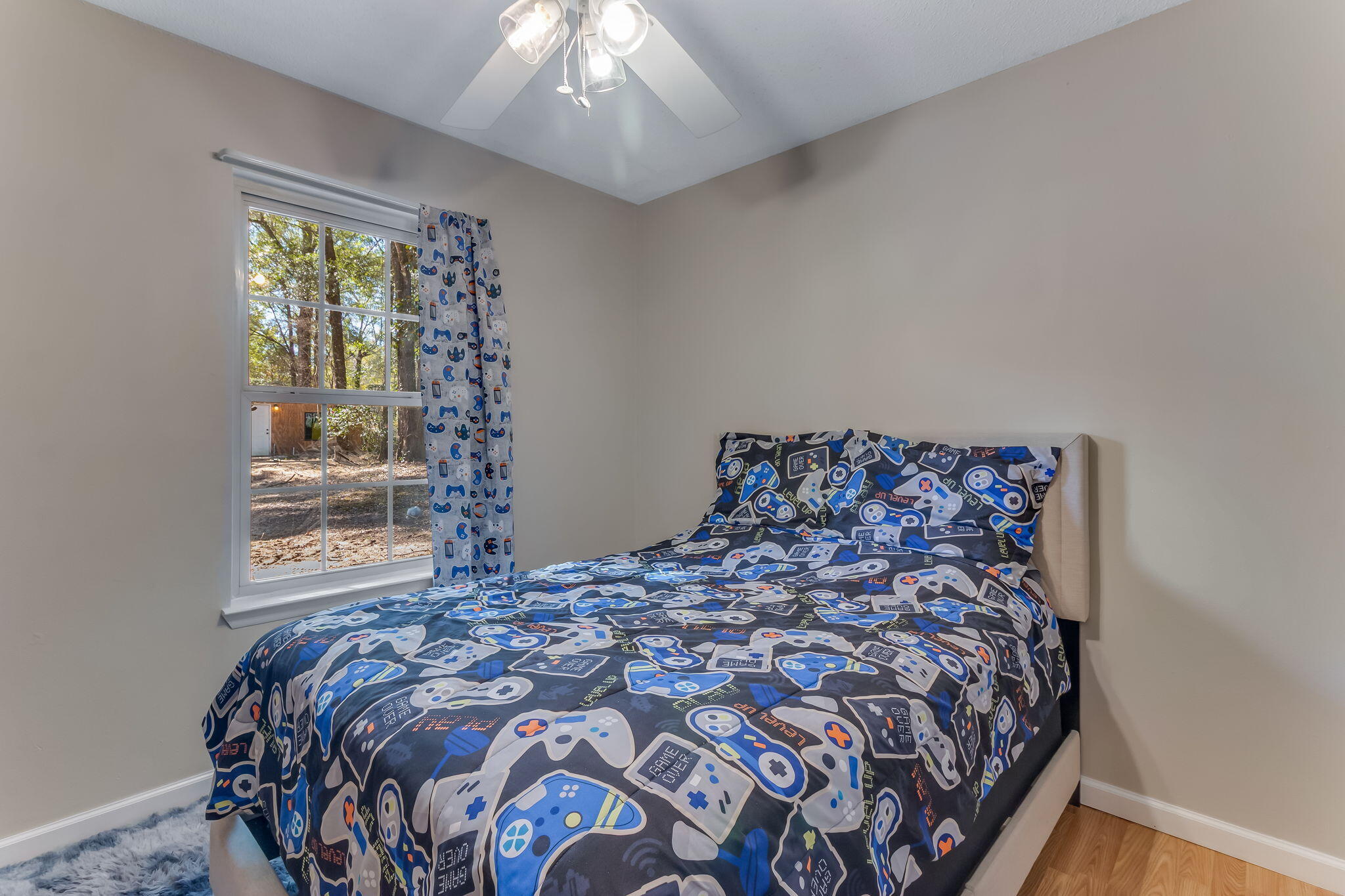 NO RECORDED SUBDIVISION - Residential