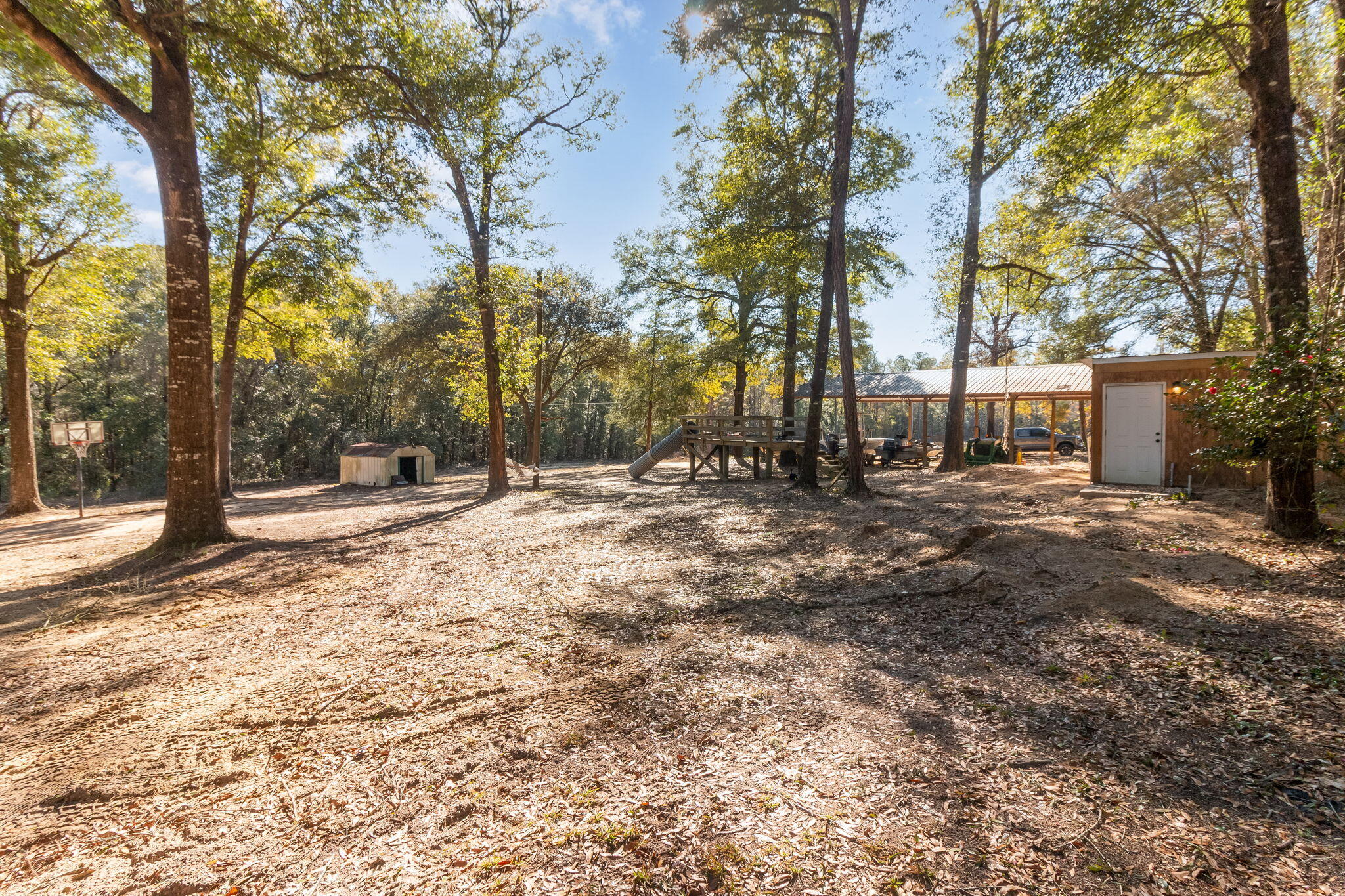 NO RECORDED SUBDIVISION - Residential