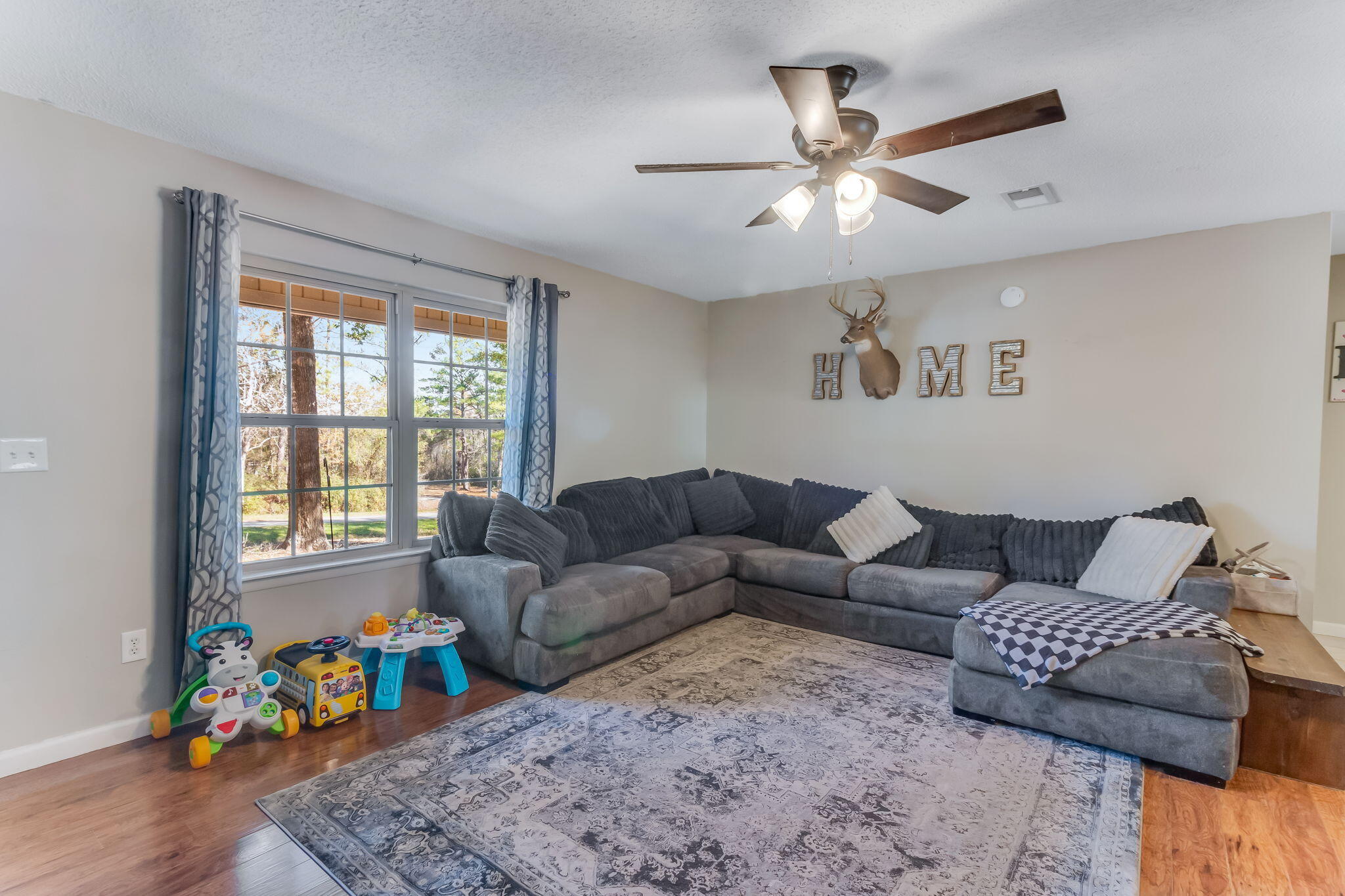 NO RECORDED SUBDIVISION - Residential