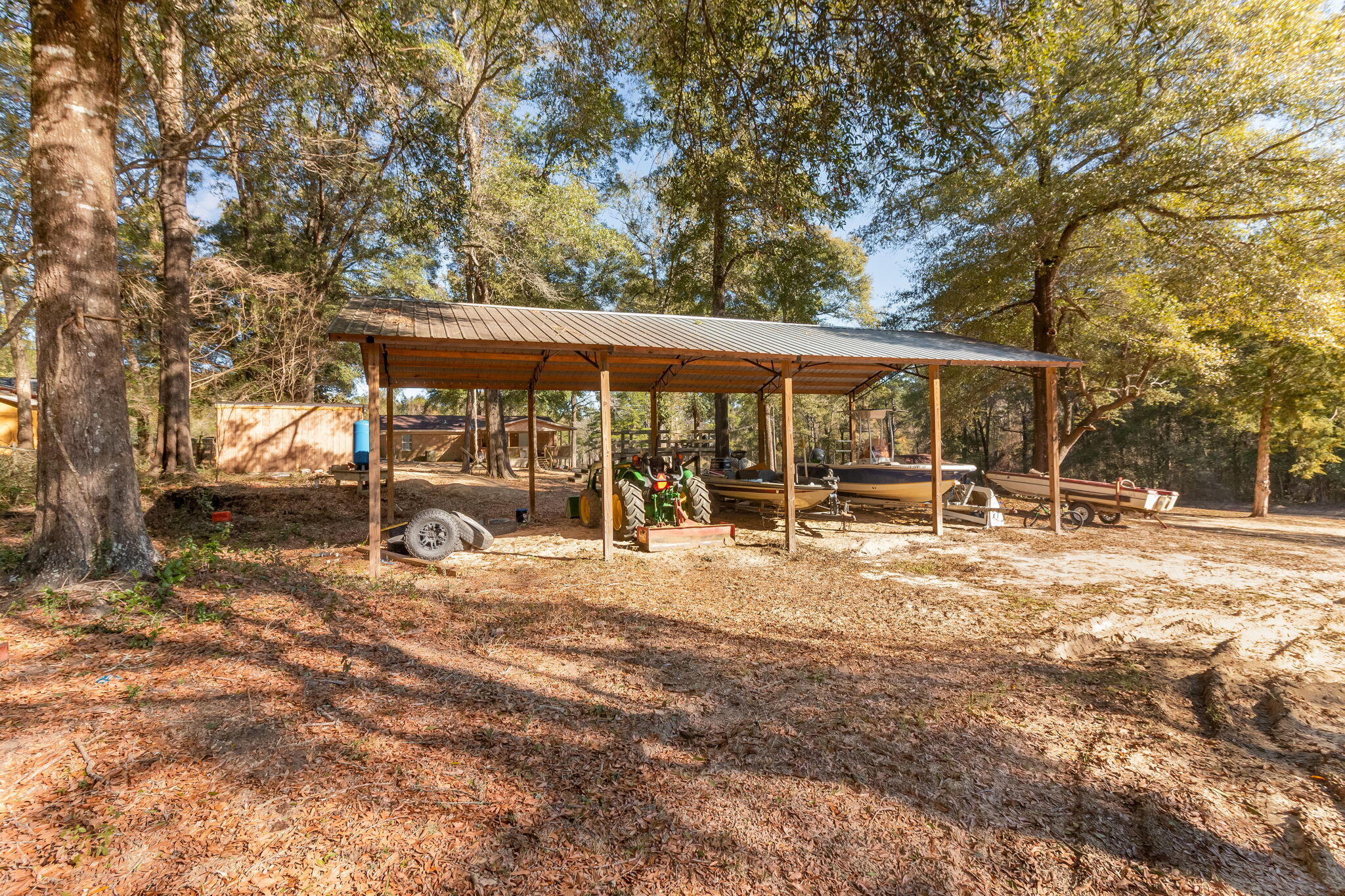 NO RECORDED SUBDIVISION - Residential